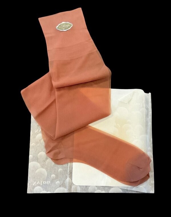 Vtg Berkshire Nylon Stockings Sz 10.5 Lngth 31 Dark Suntan