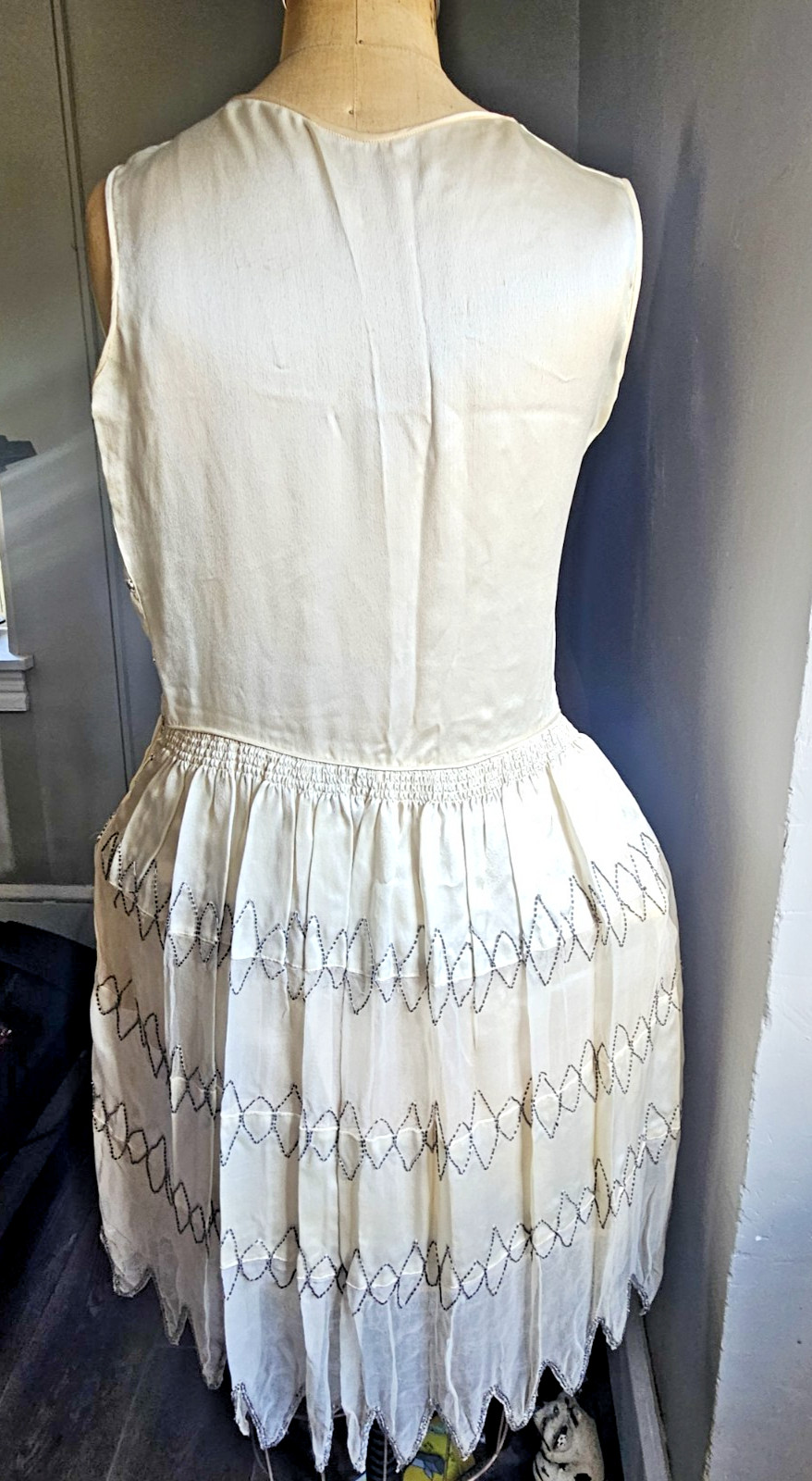1920s Ivory Satin & Sheer Flapper Party Dress Metallic Beaded sleeveless