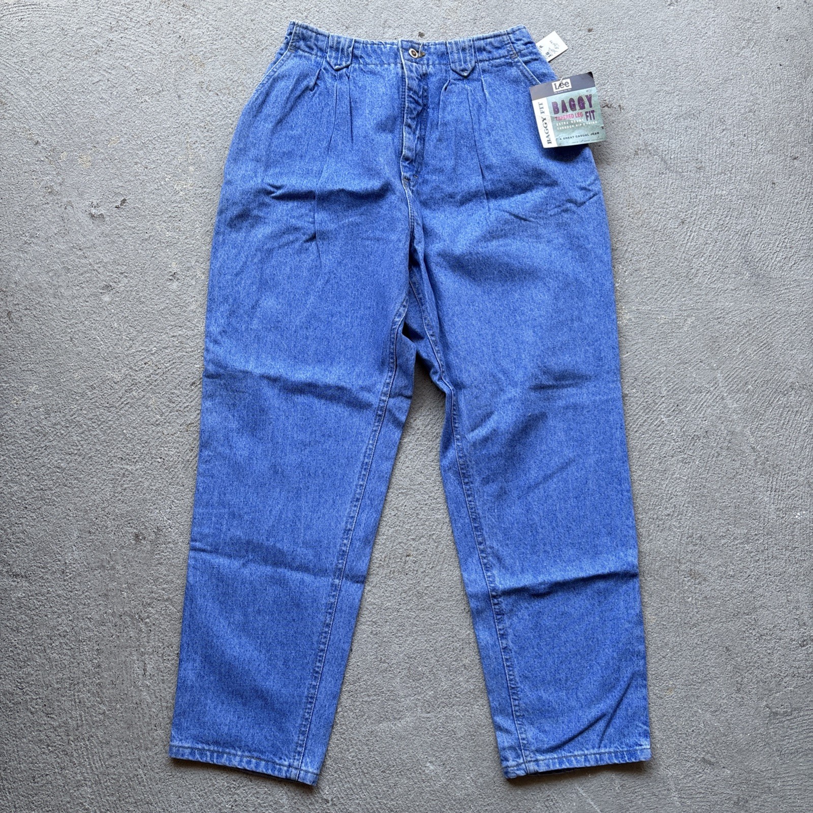 Deadstock 80s LEE Women’s Mom Jeans Light Wash Denim 16 P Vintage Baggy Fit
