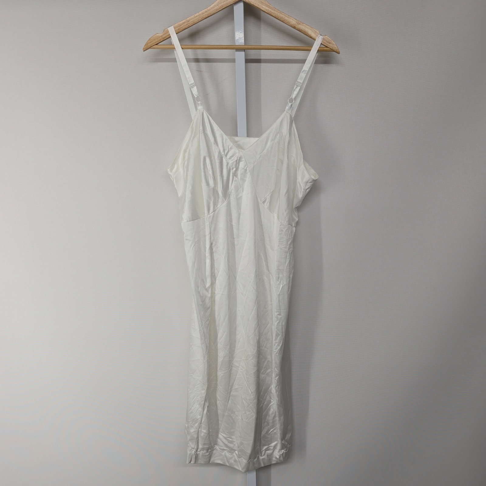 Vintage Sears White Full Slip Antron III Nylon Anti-Cling Size 40