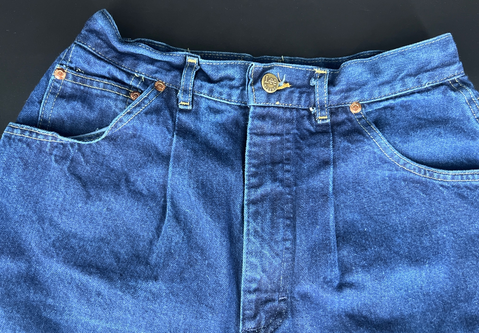 Vintage 80’s High Waist Lee Mom Jeans Size 13 (33”x29”) Pleated Tapered Leg 13”