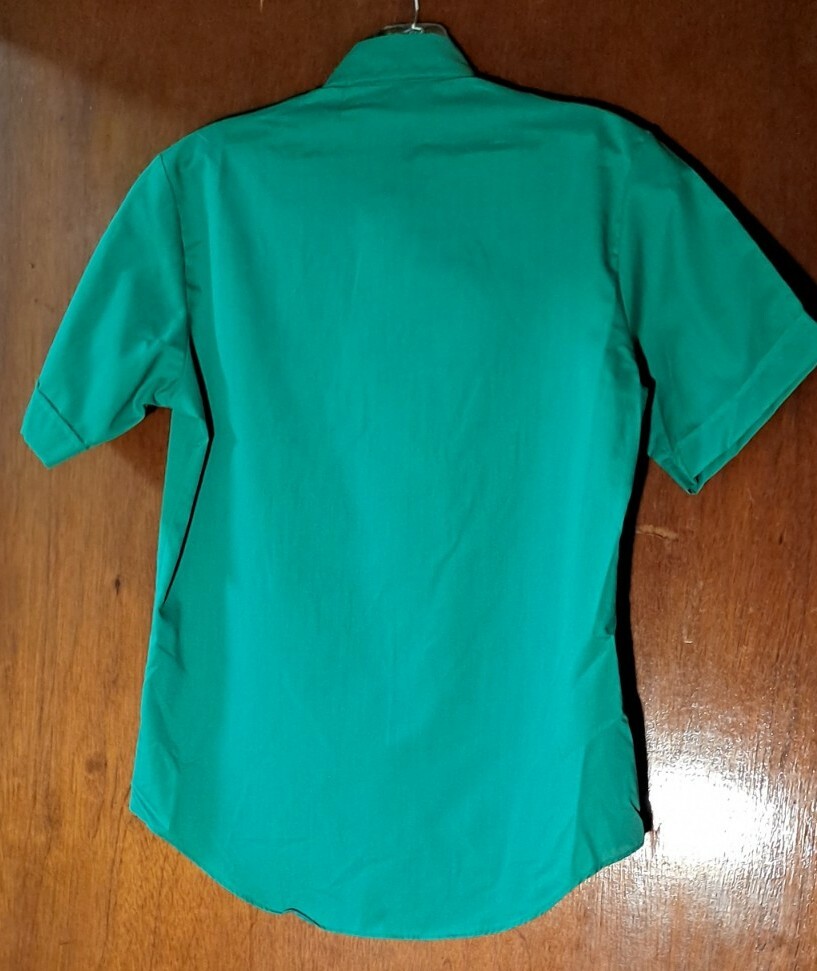 Vtg. 60s-70s Alexander&rsquo;s Green Polycotton Short Sleeve Blouse sz S NewWithTags