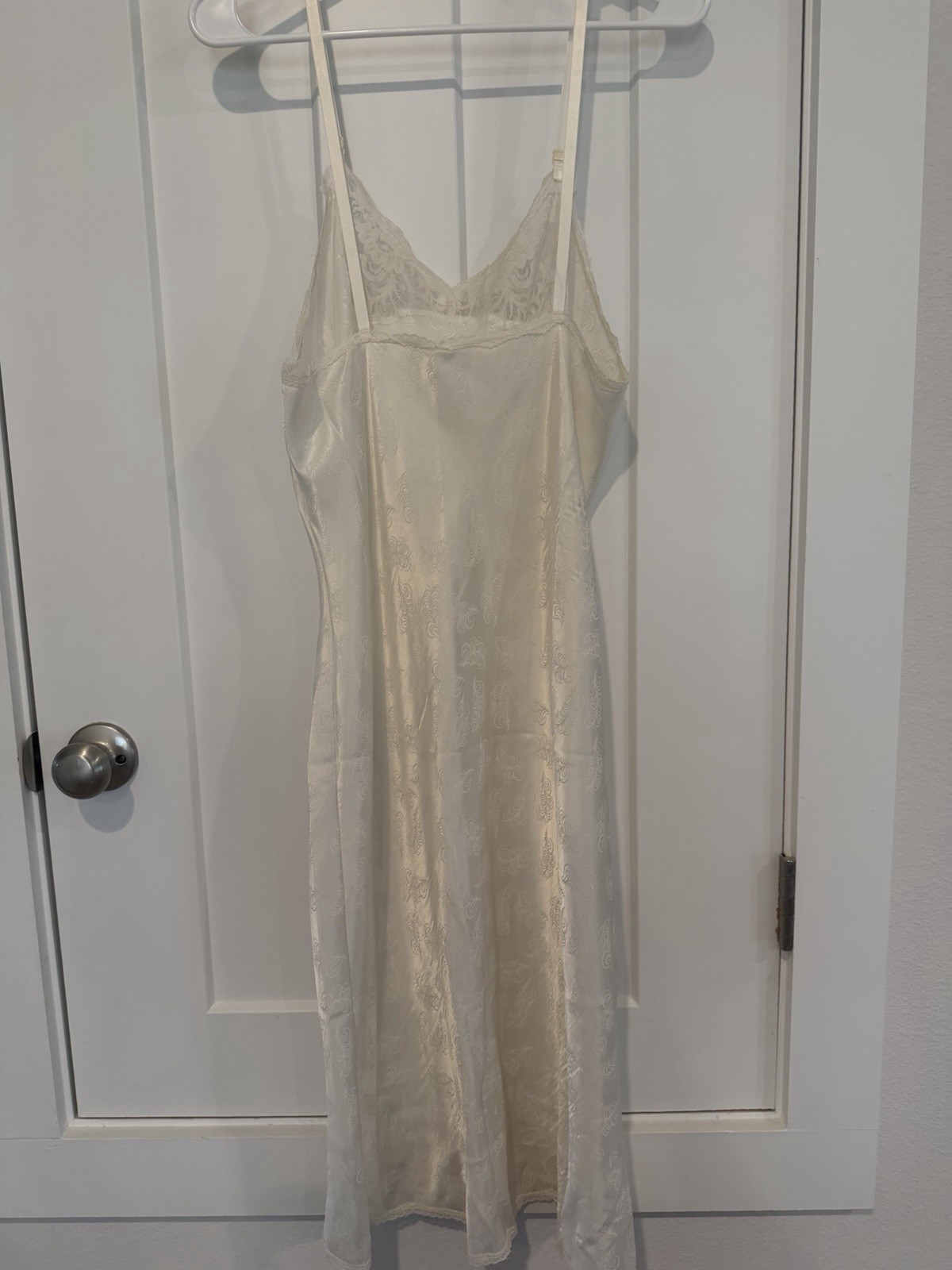 Vintage 60s-70s Barbizon Slip Nightgown Size Medium Lace Trim Cream Color