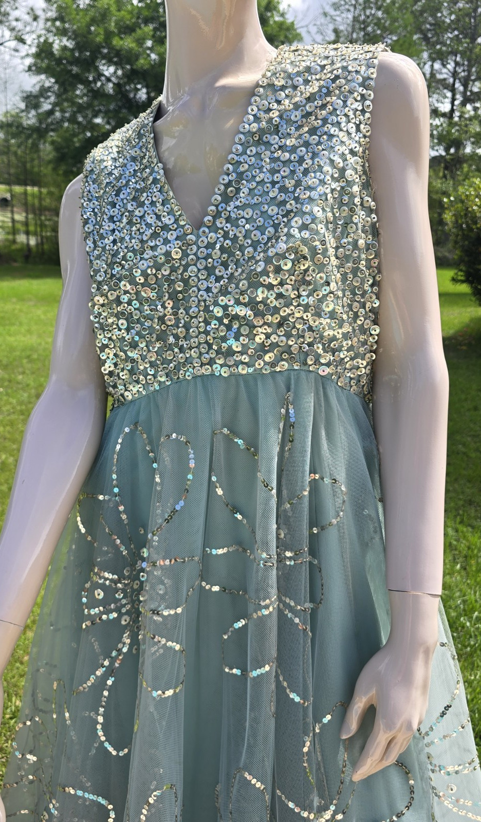Victoria Royal Ltd. Vintage 60s Beaded Ice Blue Silk Formal Prom Dress size 18