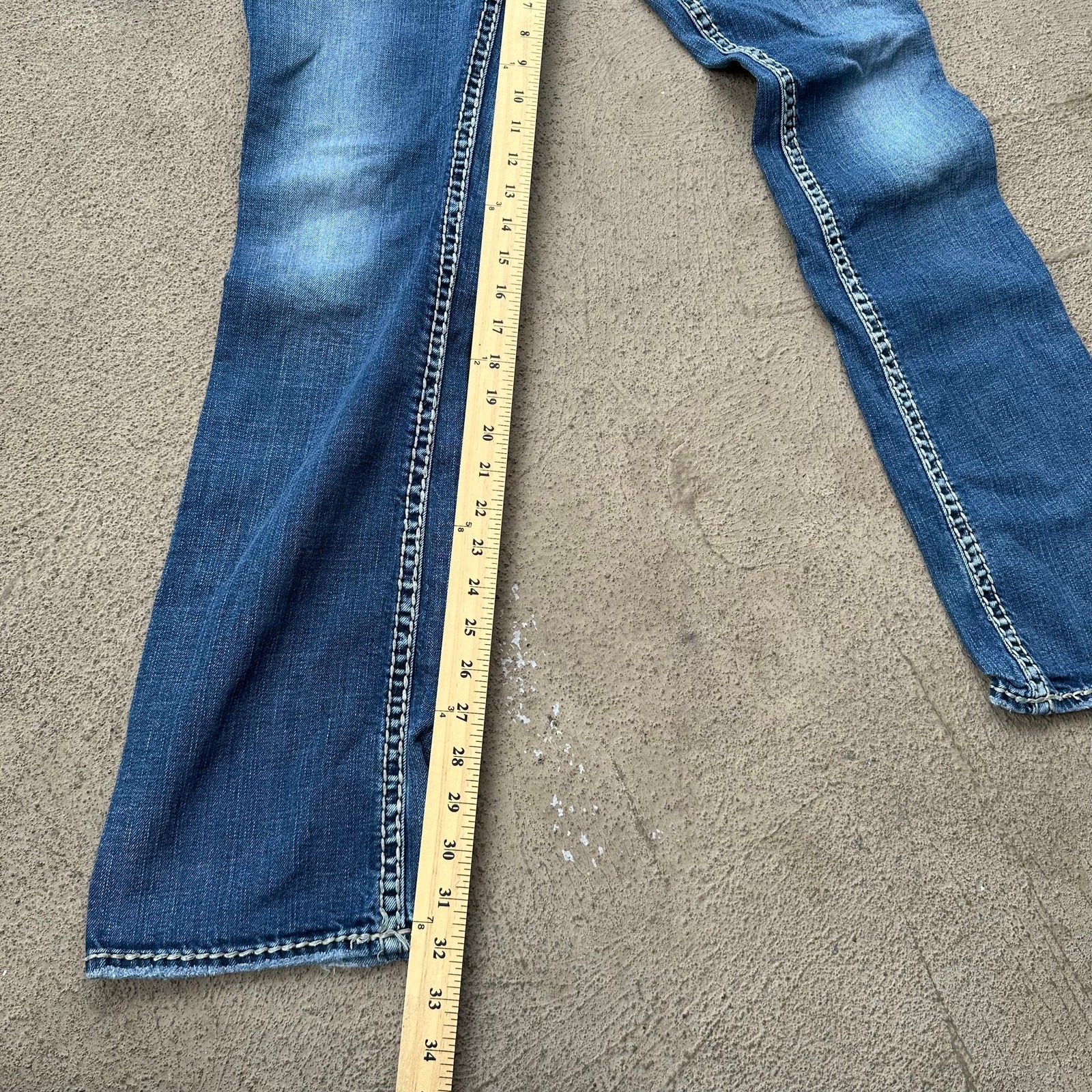 Y2K Silver Suki Jeans size 30×32