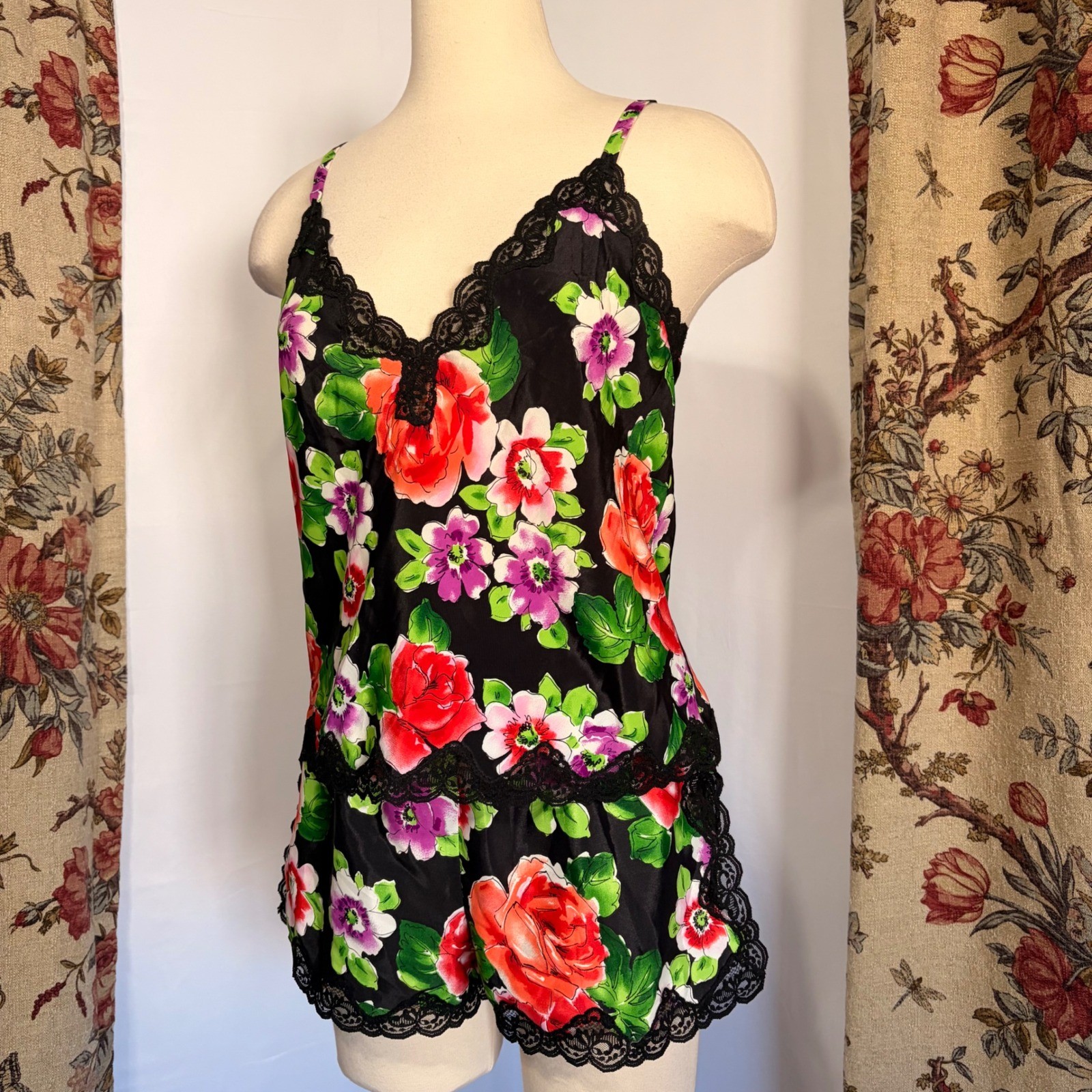 Vintage Victorias Secret Gold Label Black Floral Lace Pajama Set with Roses