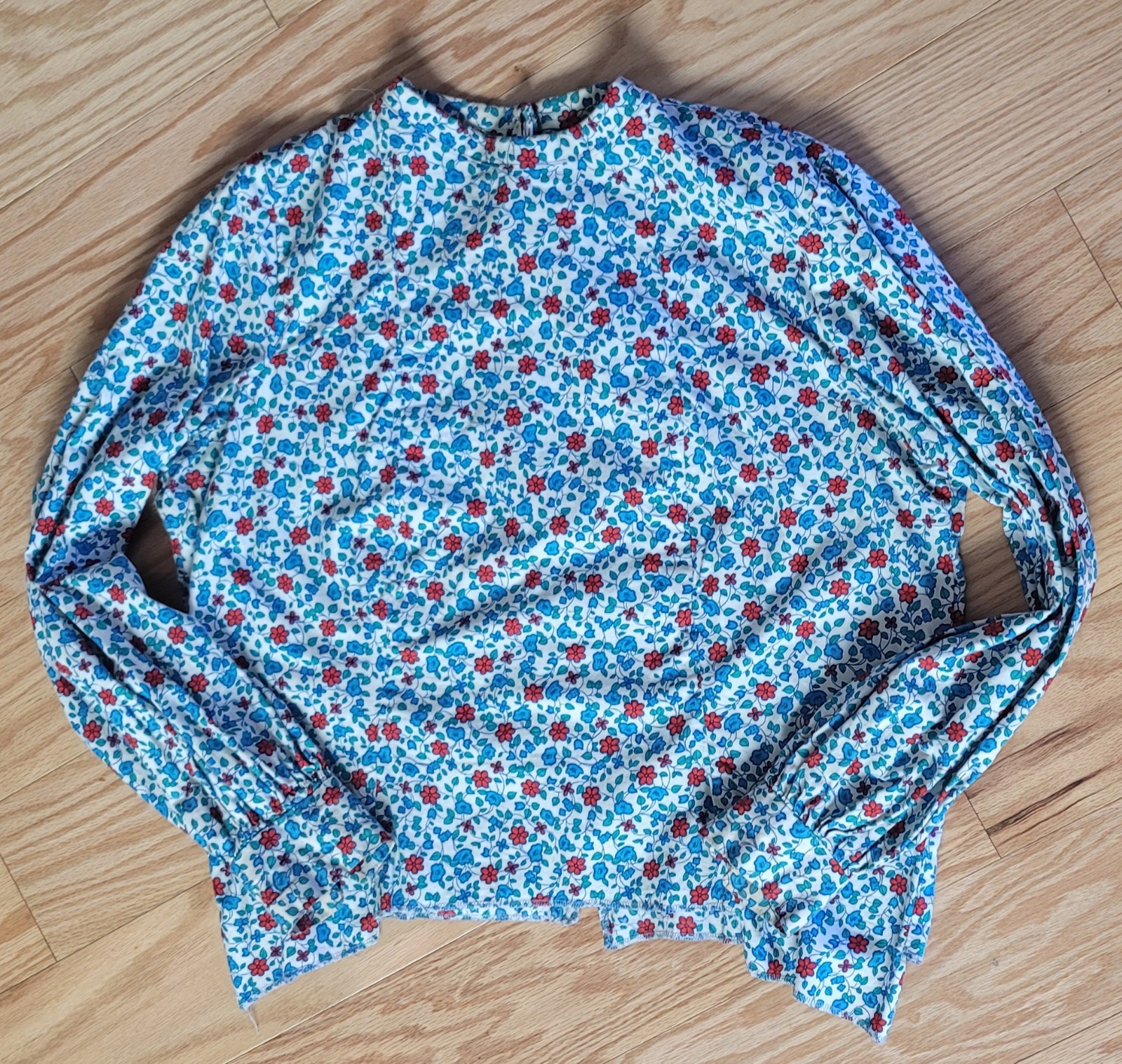 Vintage 1960&rsquo;s – 1970&rsquo;s Summer Floral, Long Sleeved, Hippie, Prairie Med/Lg.