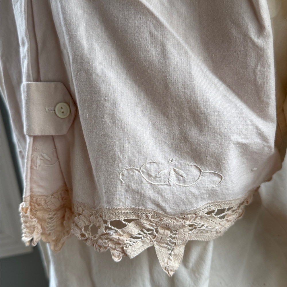 Vintage Handmade Doily lace trimmed cotton western rodeo long sleeve button down