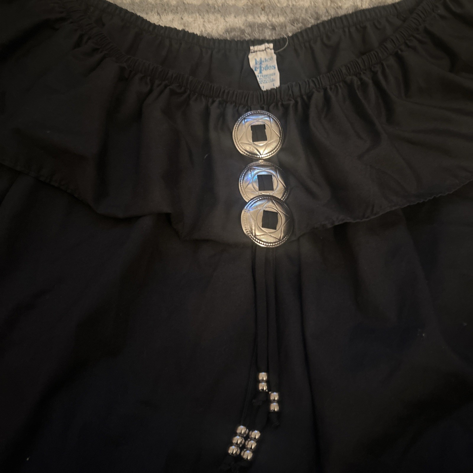 Vintage Malco Modes Blouse Womens large black off shoulder with silver accents