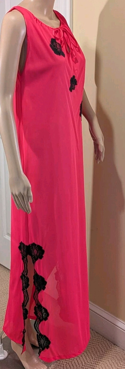 Vtg Long Bright Pink Nightgown Sz S 32/34&Prime; Black Lace Slits Sexy!