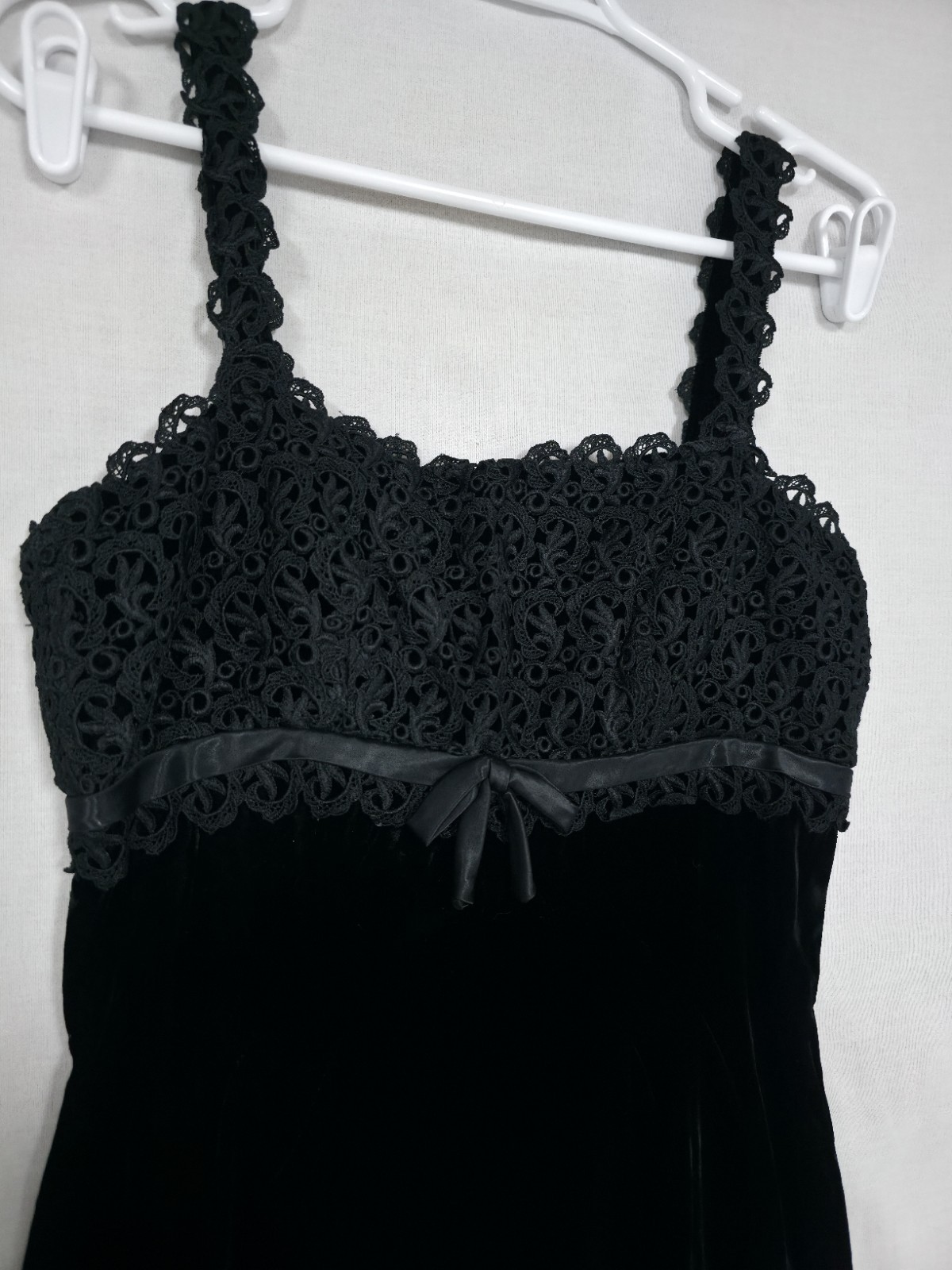 Vtg 60s Carol Craig Black Velvet Sleeveless Detailed Lace Bodice Dress Sz S/M