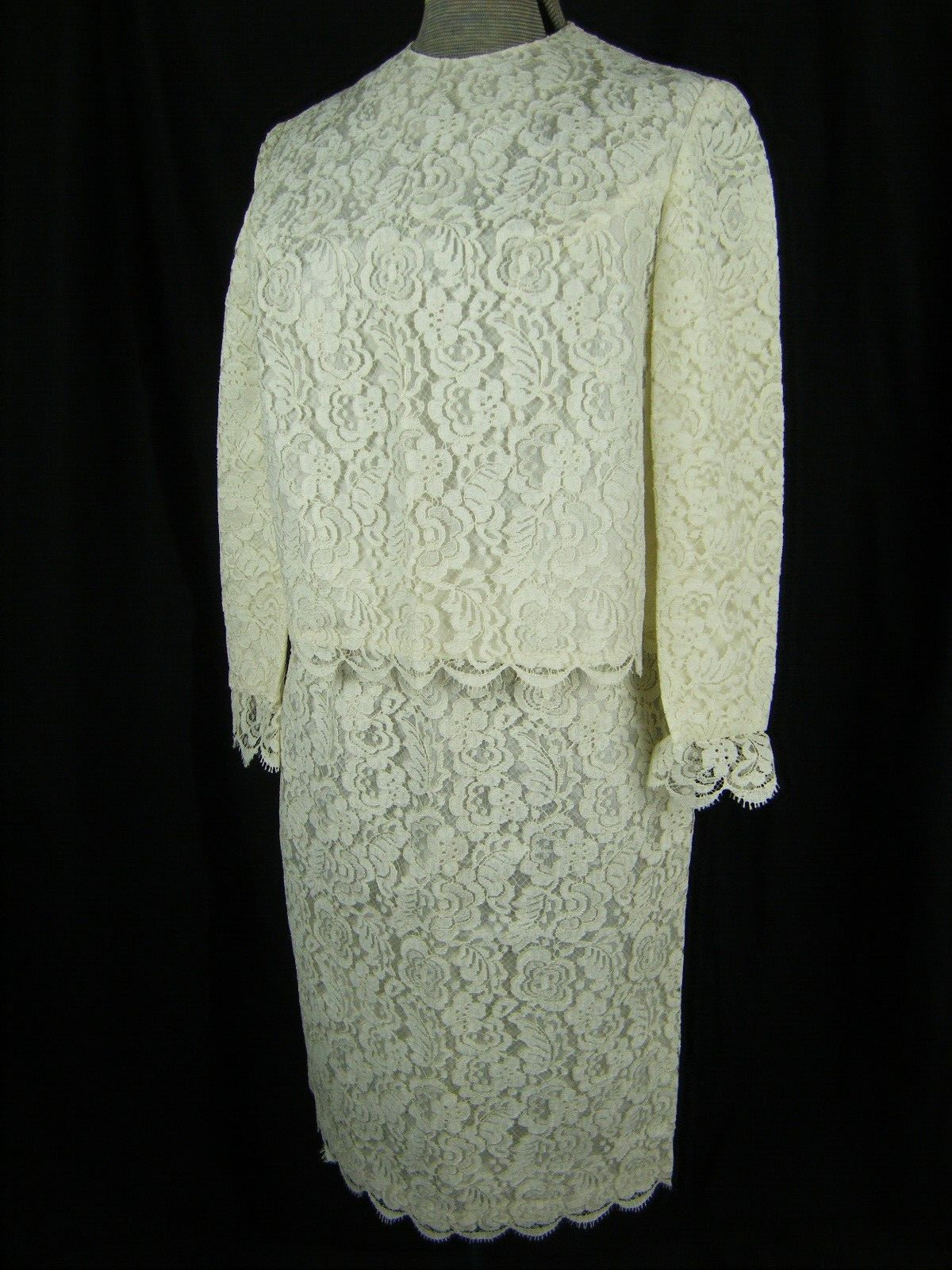 Vtg 60s Romantic Ivory Floral Lace Top & Skirt-Bust 38/Waist 23/2XS-XS