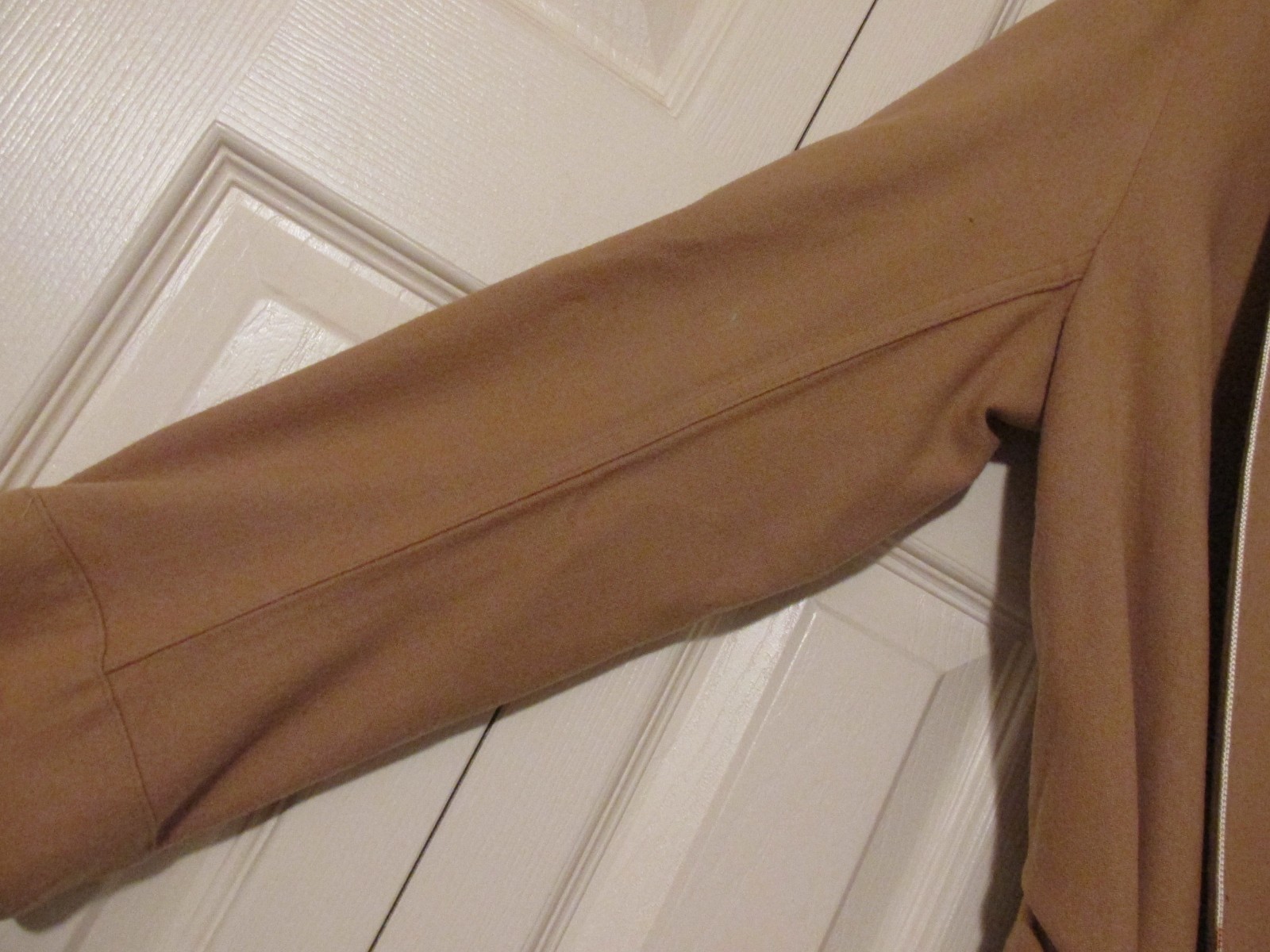 Vtg. M Wool Pendleton Women&rsquo;s Shawl Collar Robe Belt Camel Brown White Trim USA