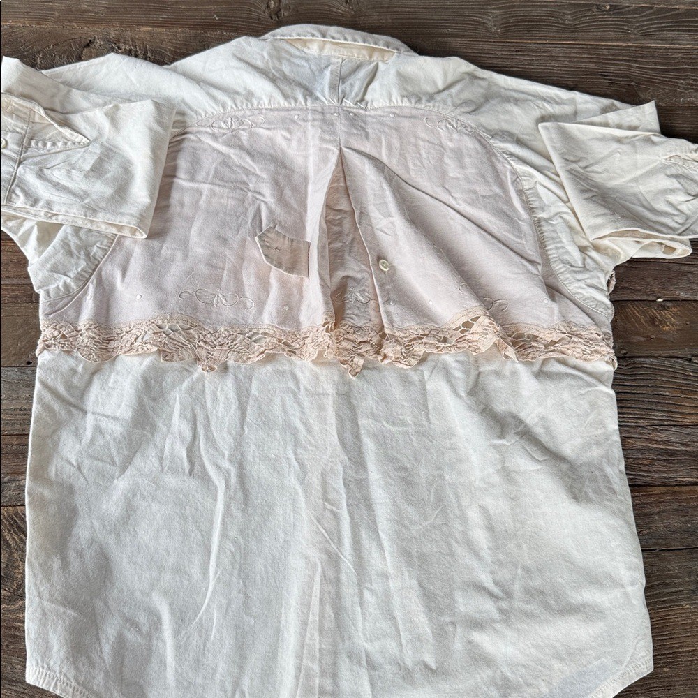 Vintage Handmade Doily lace trimmed cotton western rodeo long sleeve button down