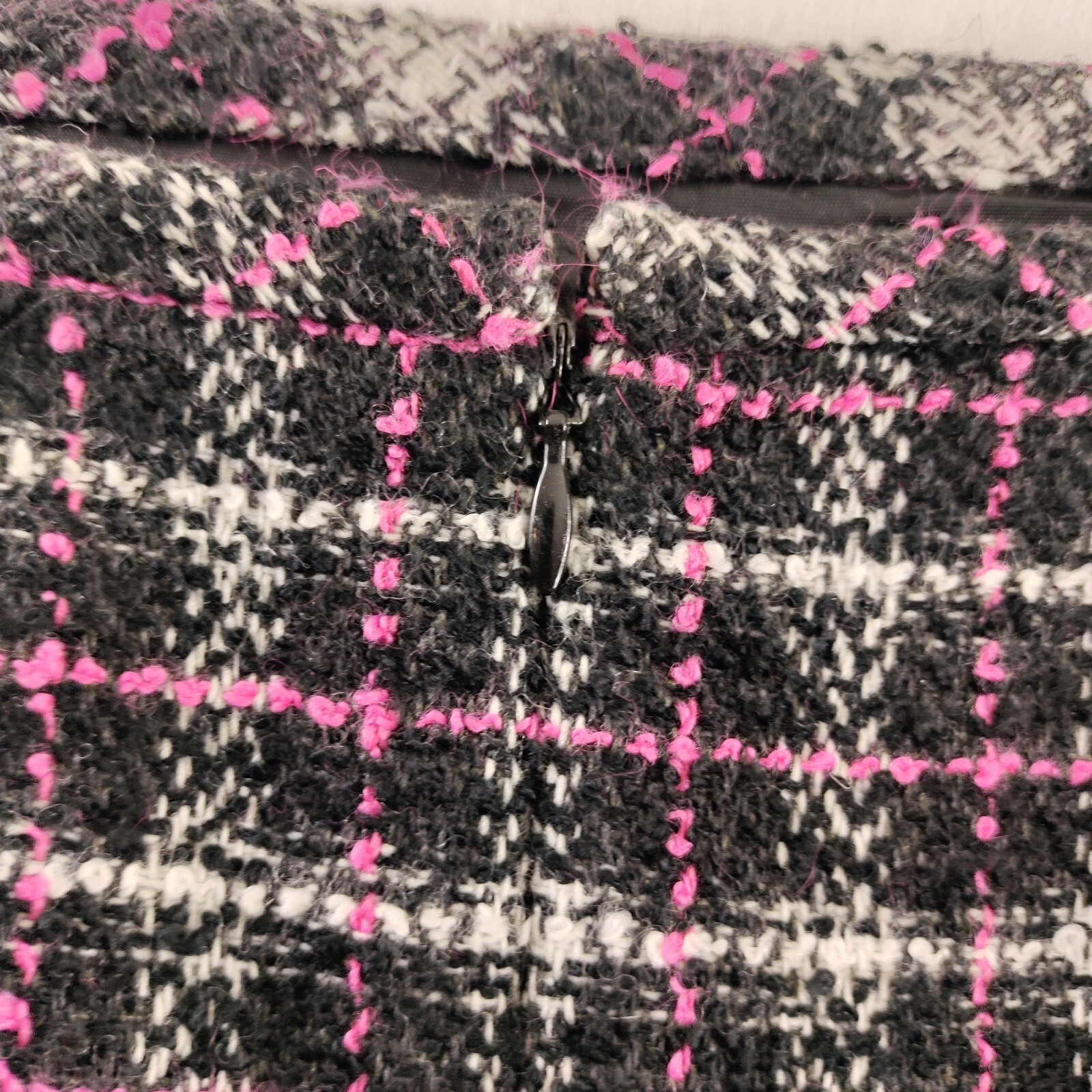 Ann Taylor Poly Wool Blend Skirt, Size 10 90s Pink Black White 28&Prime; Waist