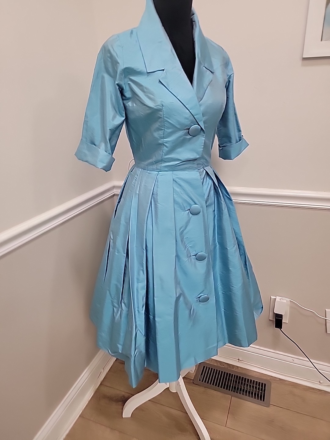 Rare VTG 50s Marie Leavell Aqua Blue Silk Shirt Dress Mid Century Boutique/Pleat