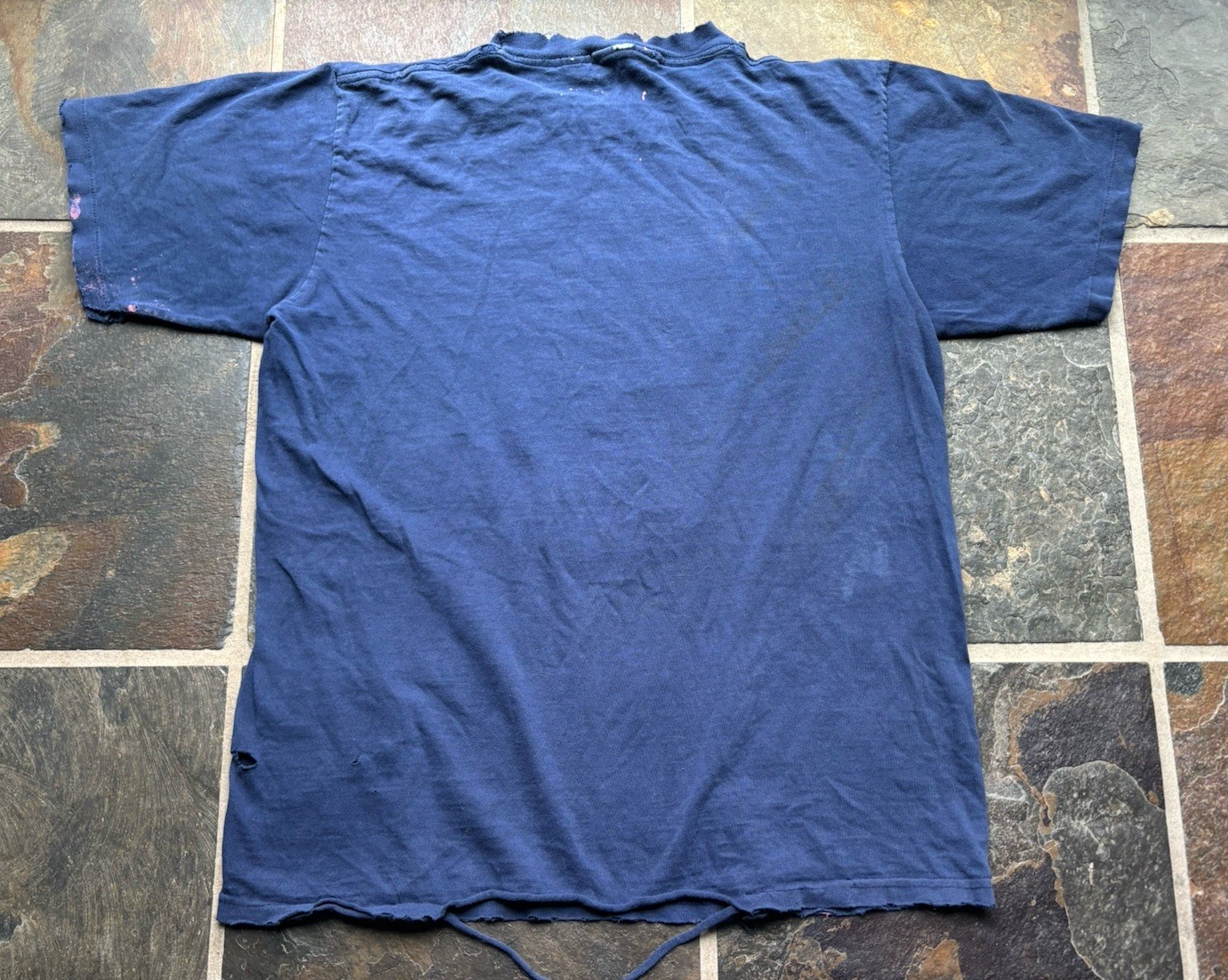 VTG 1996 Thrashed Rare HELLO KITTY Tee.single Stitch.m/L. Made USA.unisex