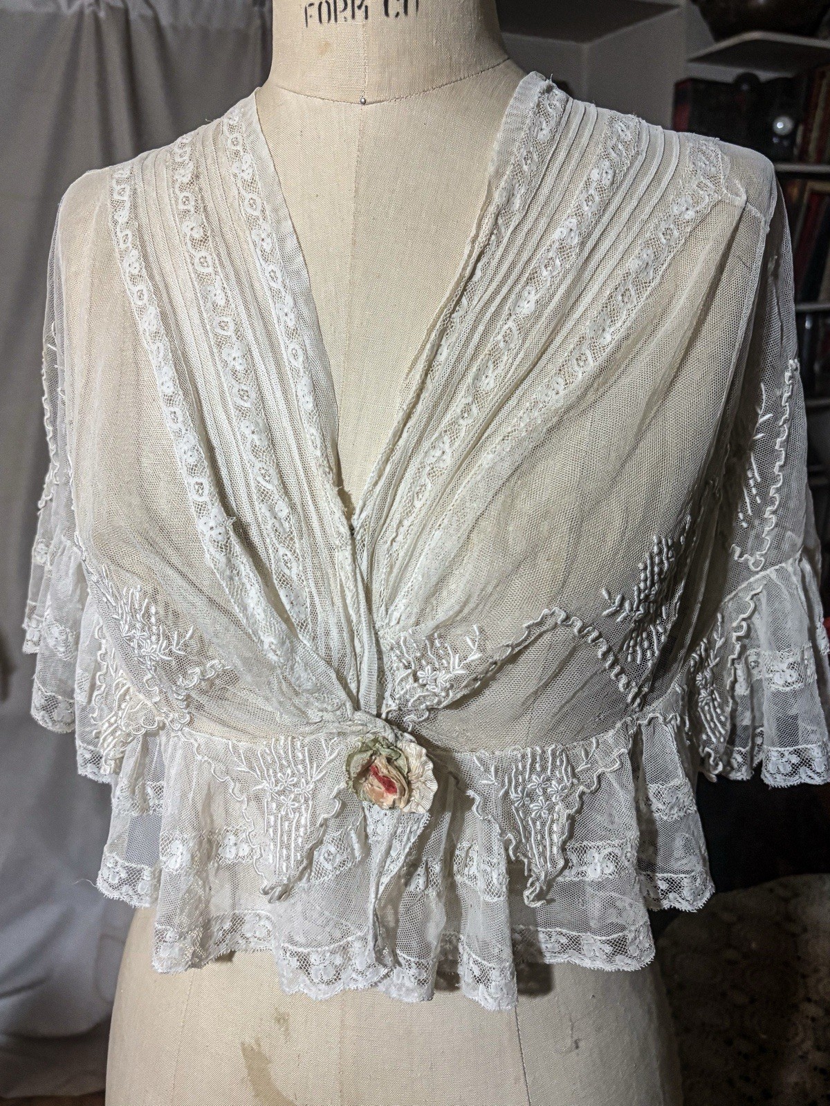 Antique Victorian Edwardian 1900s lace embroidery dress cape