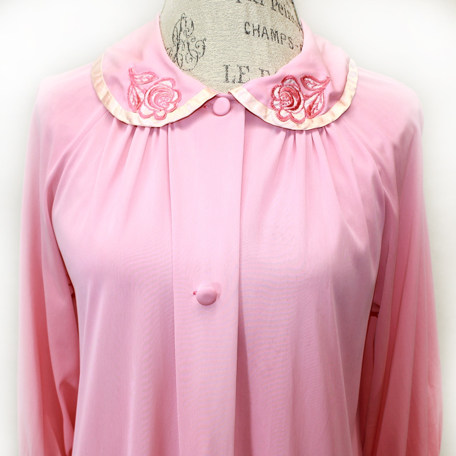 Unbranded vintage button up robe house dress embroidered Peter Pan collar medium