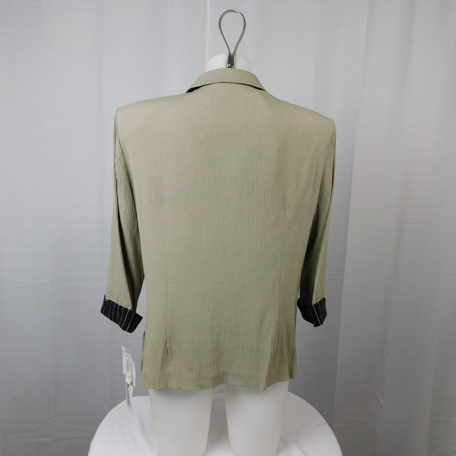 Vintage Perceptions by Irene B 3/4 Sleeve Button-Up Workwear Top Sage Size 10