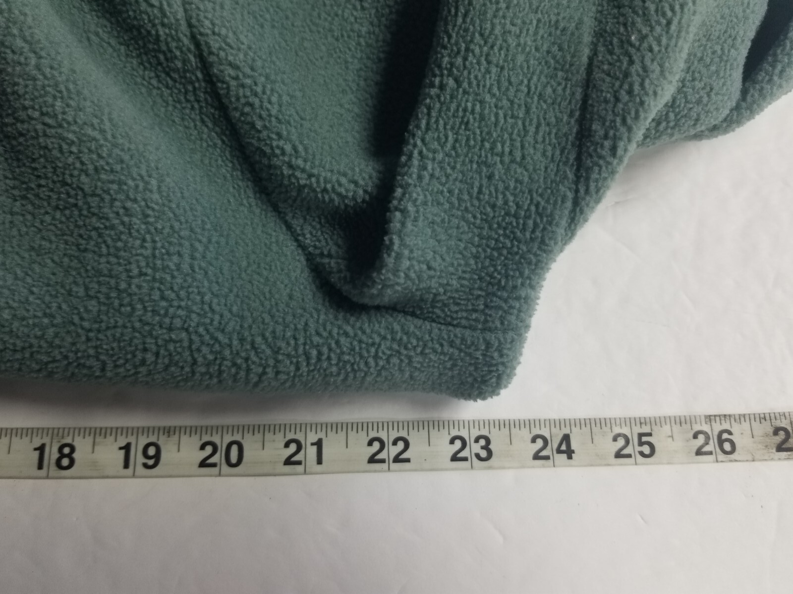 L.L. bean vintage 90s button down Green cardigan Sweater Women&rsquo;s Made In Macau
