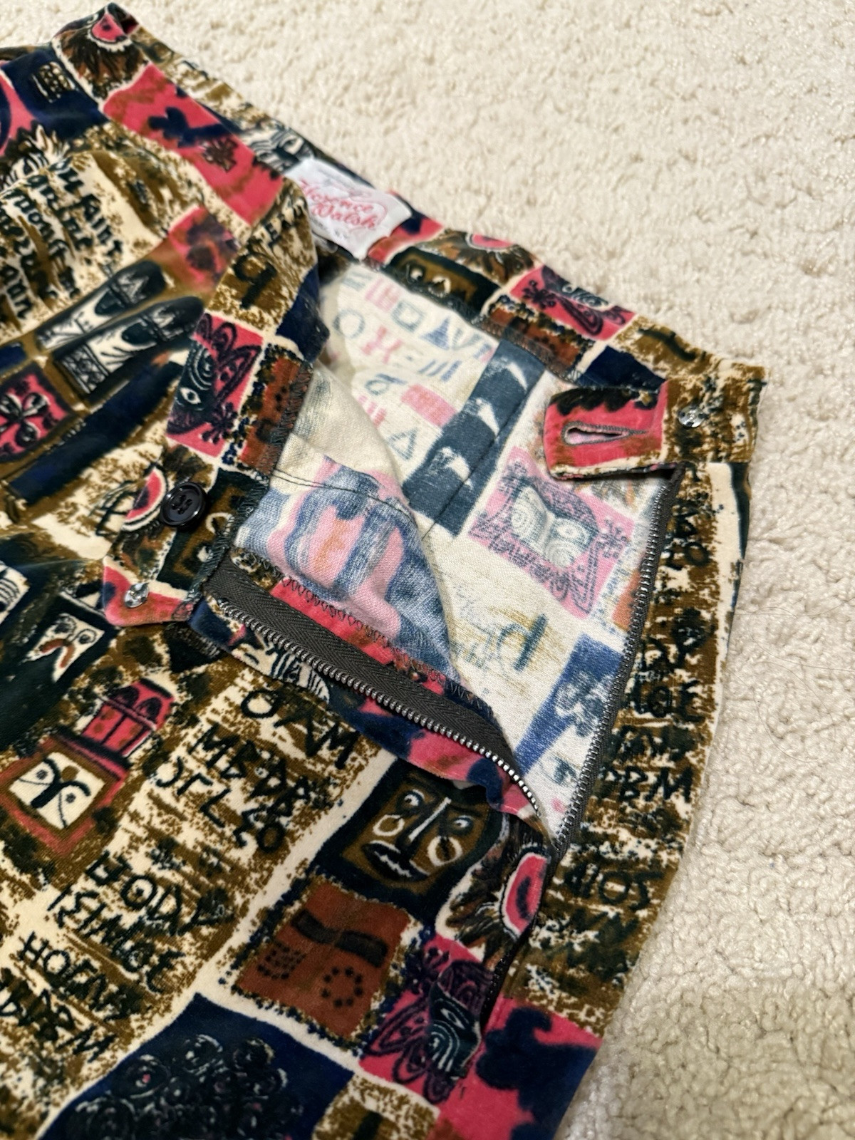 Vtg 60s Psychedelic Medieval Print Velvet Velour Pants Women Small 26×28 RARE