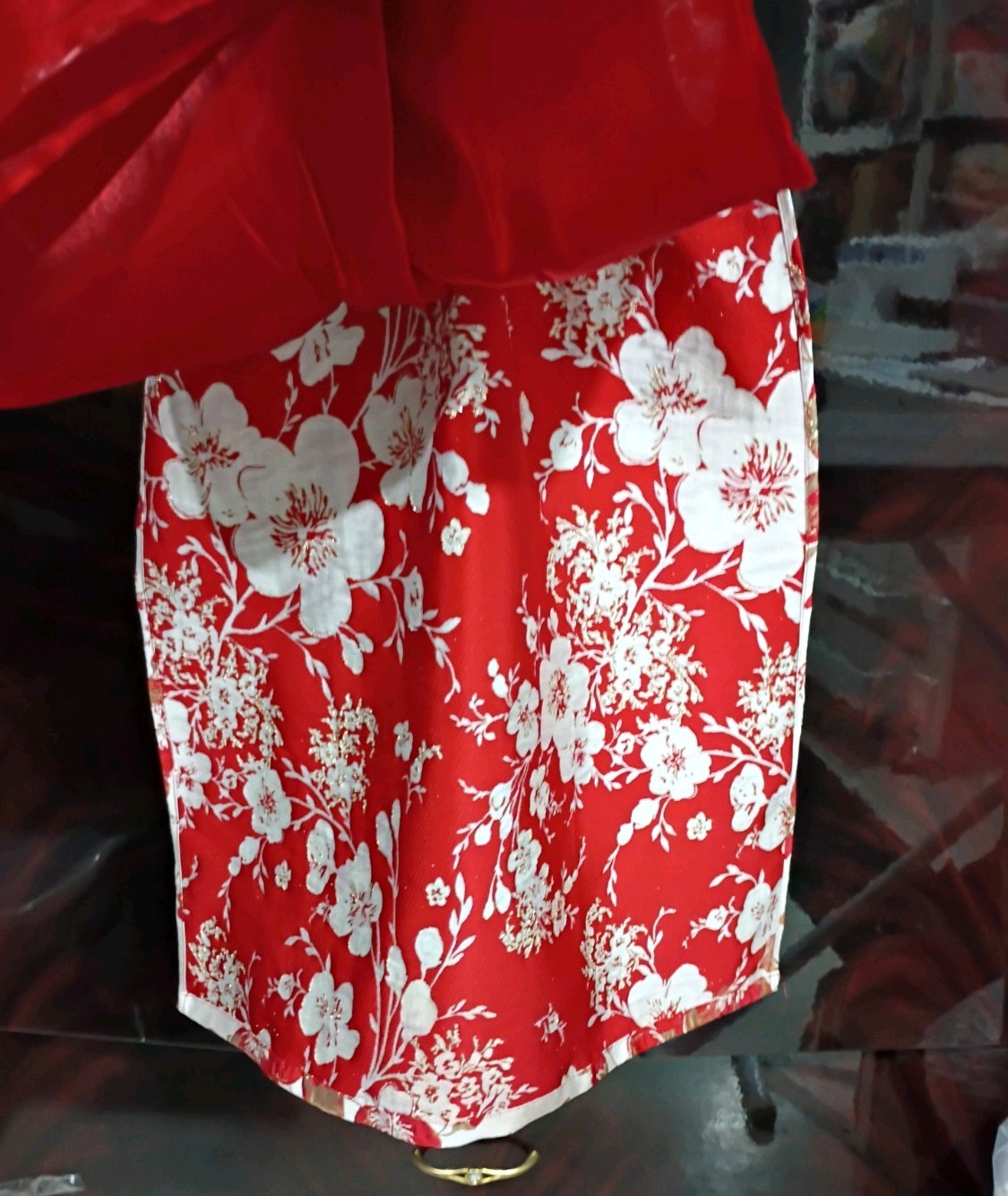 Vietnamese Áo dài Dress Ft Red Sheer Puffed Sleeves & A Floral Pattern Size S-M