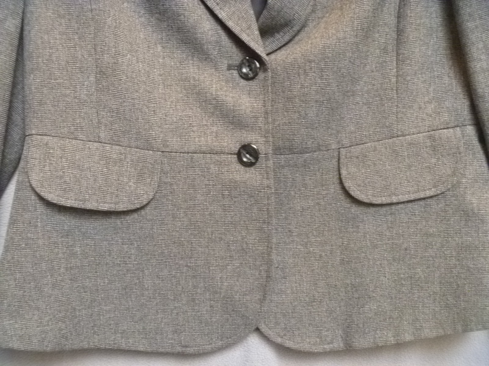 Evan Picone Suit Jacket Womens Size 10P Gray Black Plaid Lined Petite Blazer