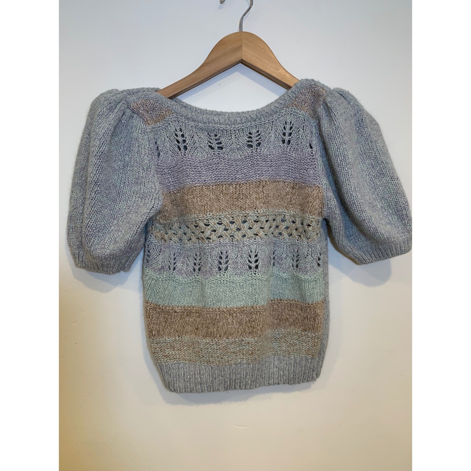 VTG Reference Point Garrett Medium Silk Angora Cottagecore Puff Sleeve Sweater