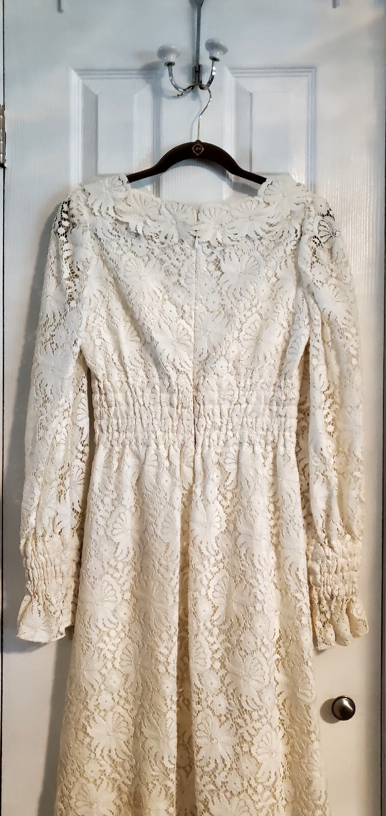 Vintage Ivory Cream Romantic Lace Elastic Waist Cuffs Custom Made Wedding Dress