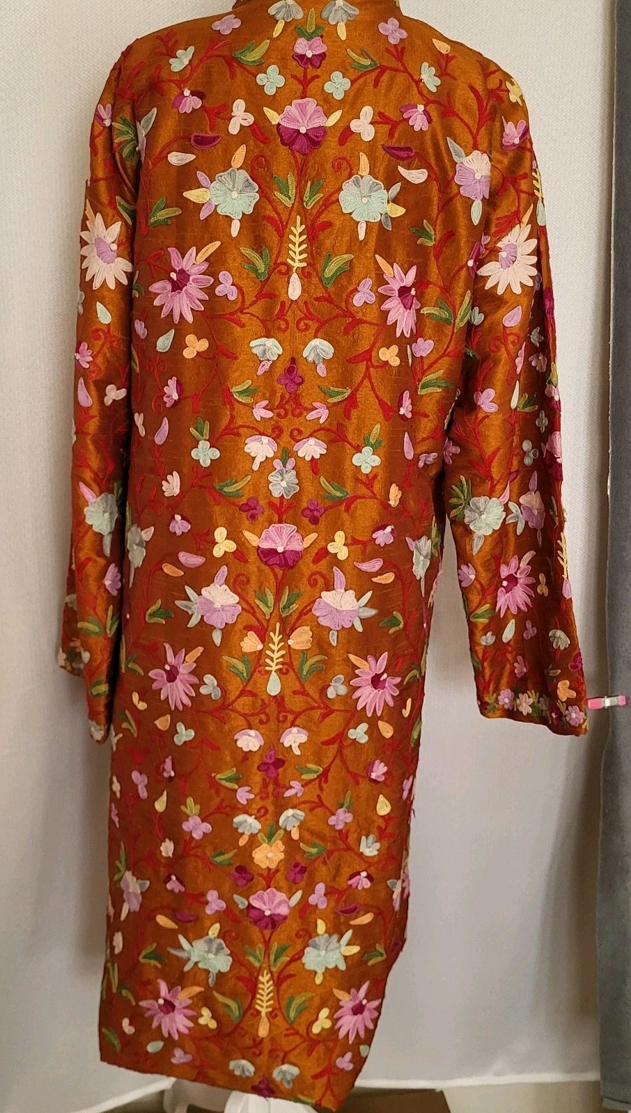 Vintage Long Kashmiri Aari Crewel Embroidered Copper Silk Jacket Floral Size L