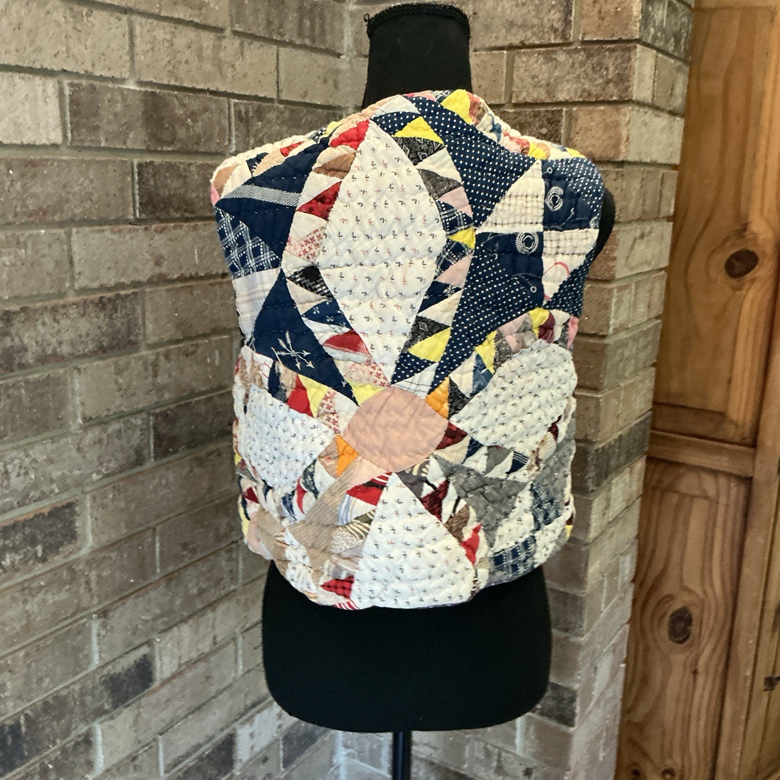 70s VTG Handmade Patchwork Quilt Vest Boho Folk Art Reversible Size M/L #31E4