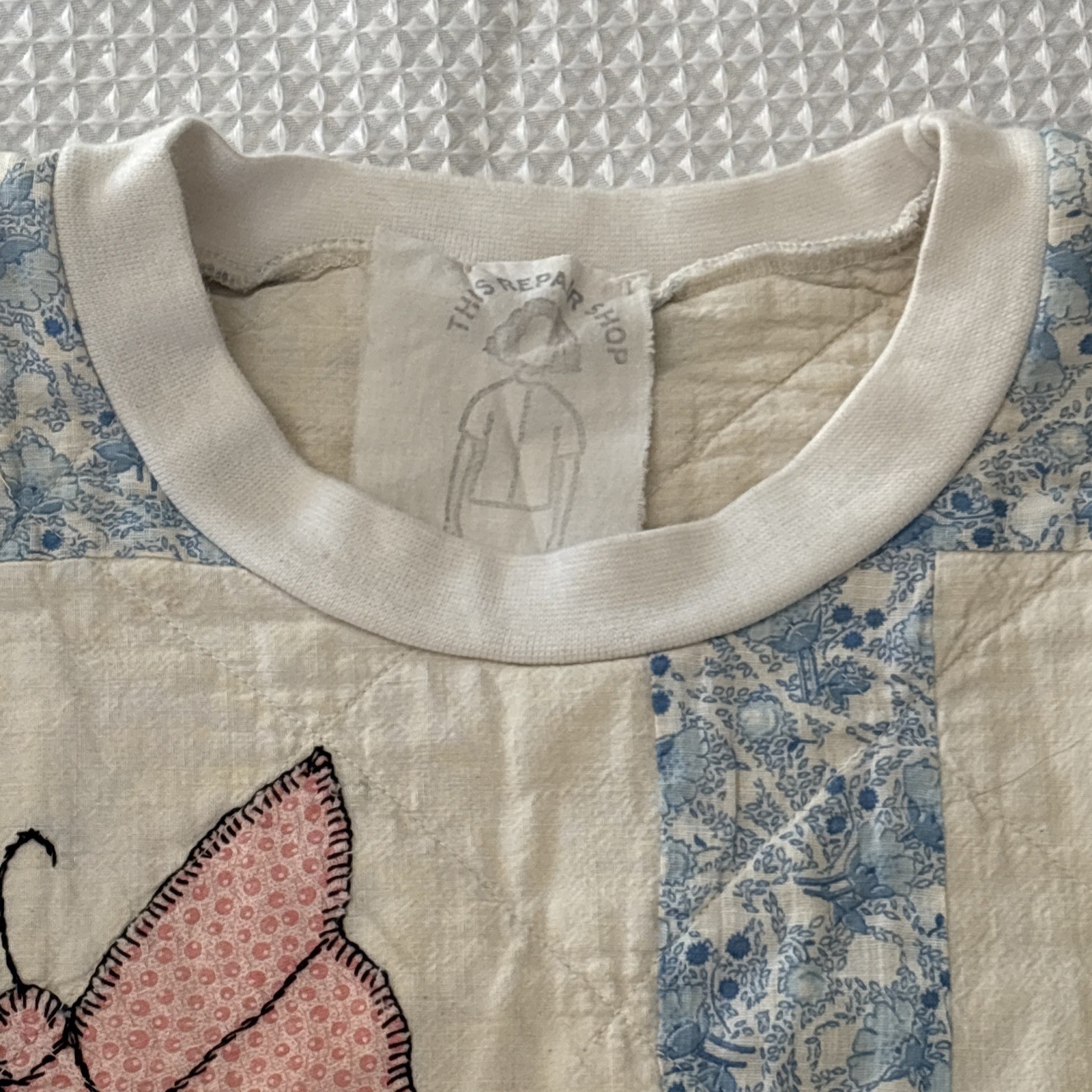VTG Hand Quilted Patchwork Fabric Butterfly Floral Pullover Sweater Pastels M/L