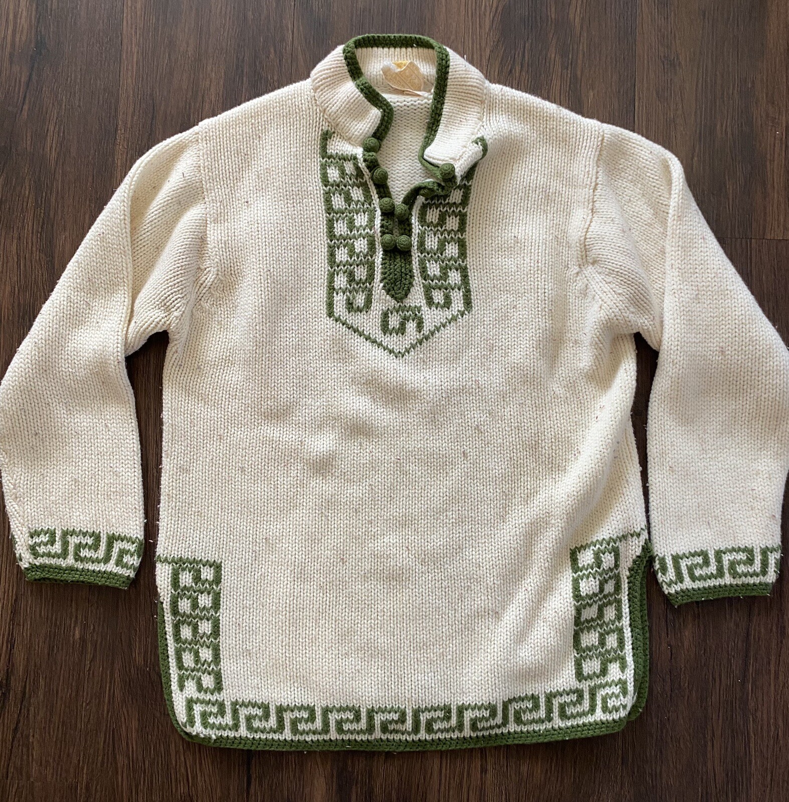 1960s Women’s Sweater Ivory And Green Fall Women’s Cable Knit Medium Large