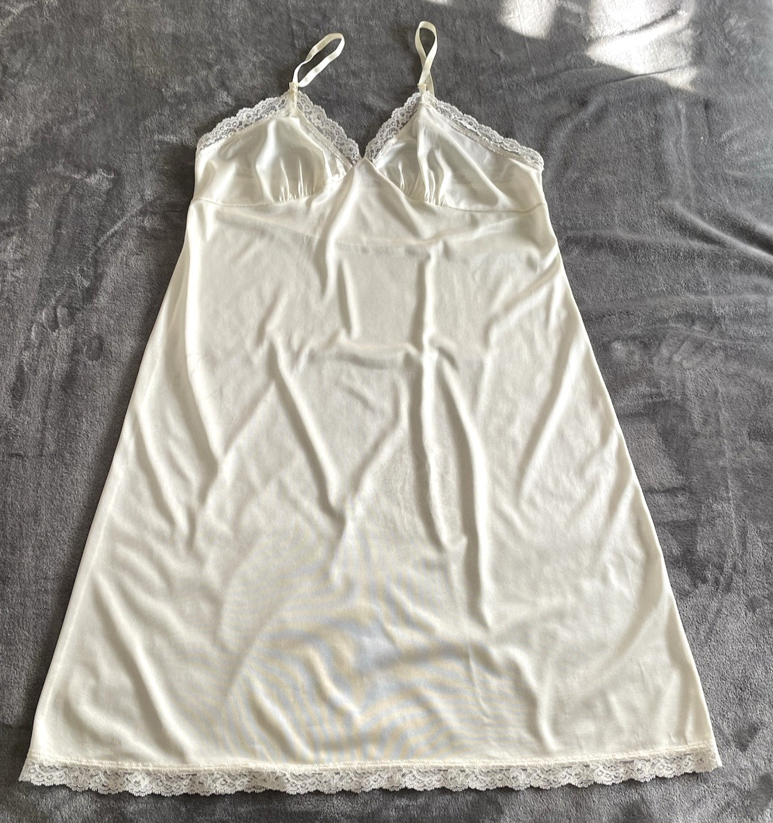 Vintage PETER PAN Ivory Full Slip Midi Skirt/Dress Nylon Lace Trim Size 40