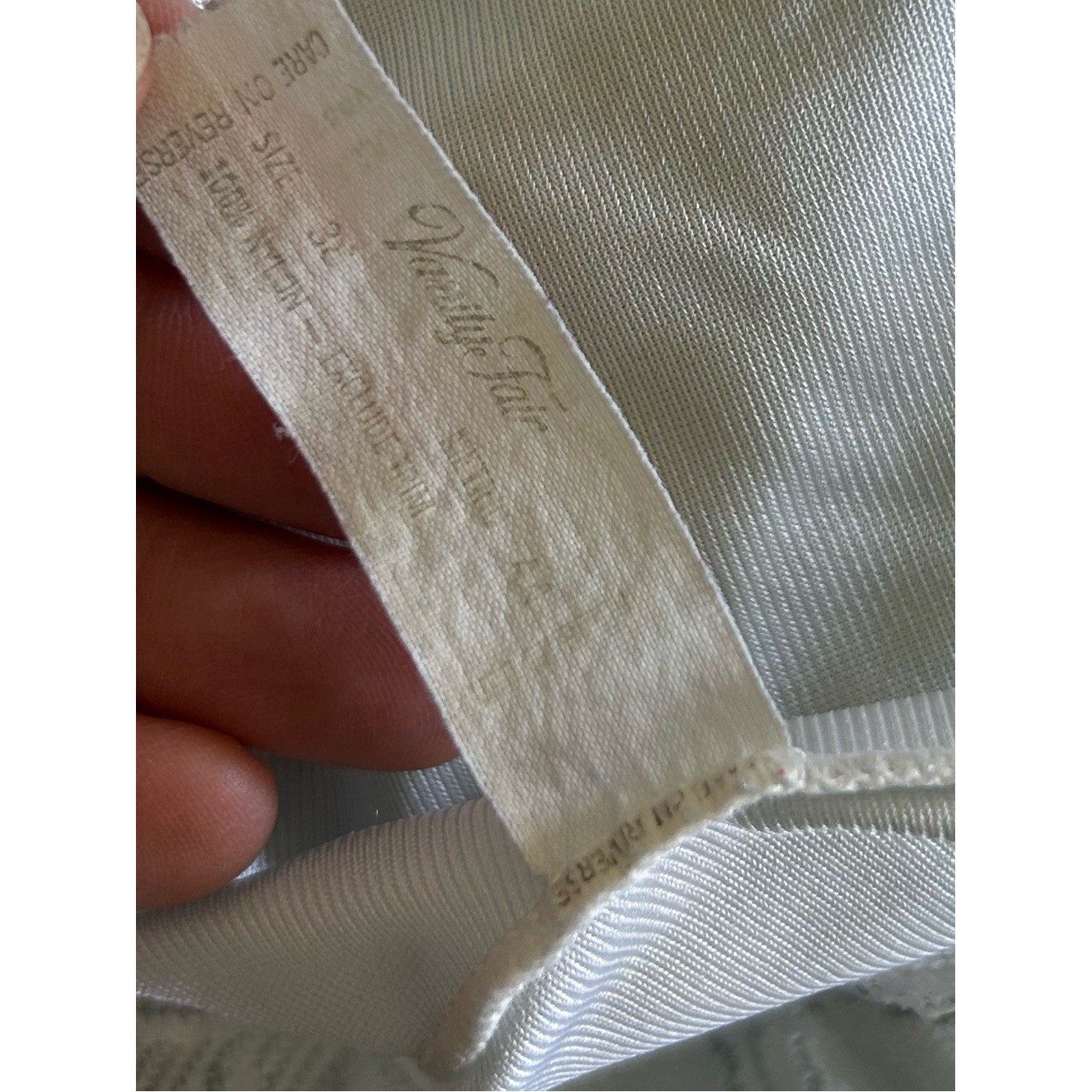 Vintage Vanity Fair Light Pastel Blue Satin Lace Camisole Size 38