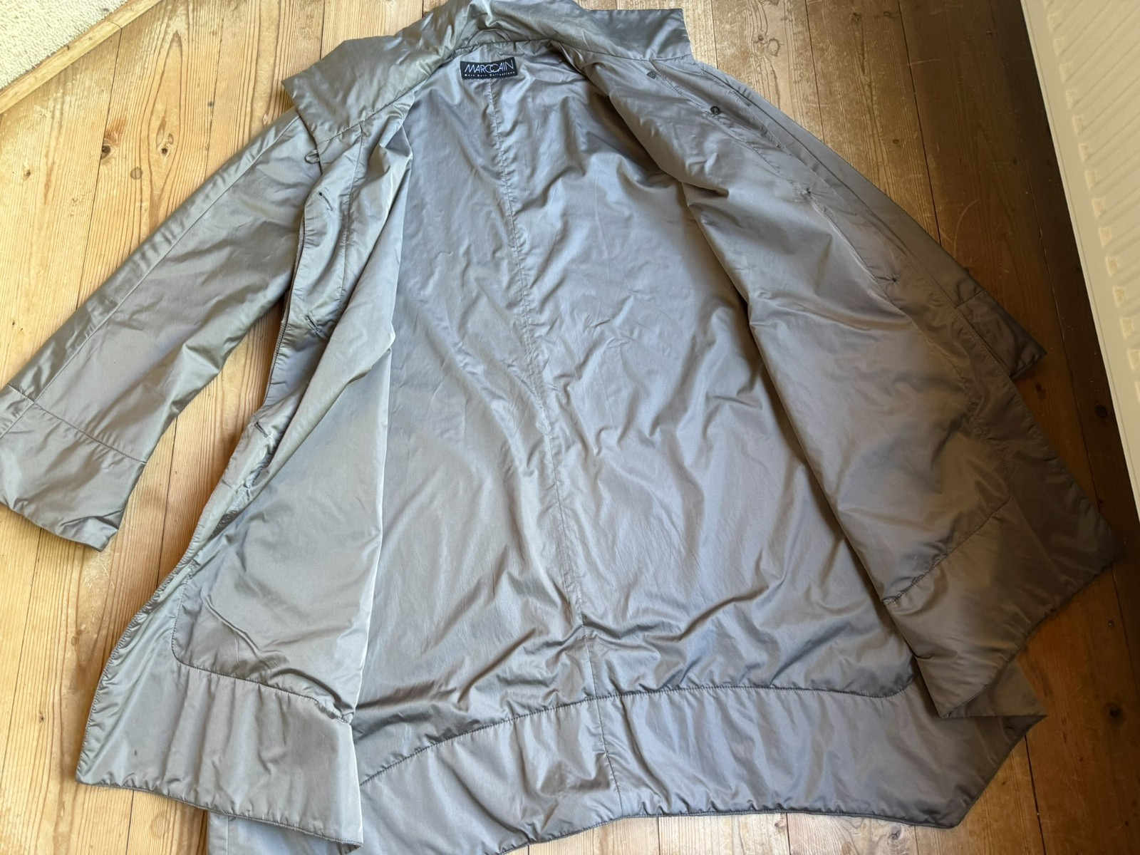 Marc Cain Collection Metallic Nylon Coat 42 44 46 Avant Garde Cocoon Tech Luxury