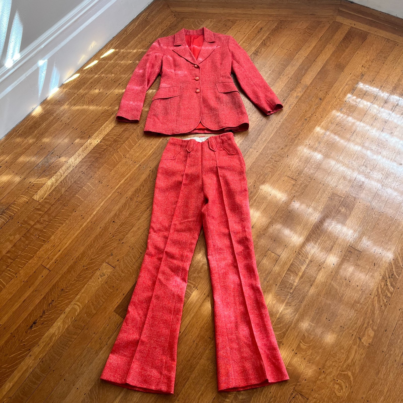 Vintage Lasso Women&rsquo;s 2 Piece Tailored Western Jacket and Pants