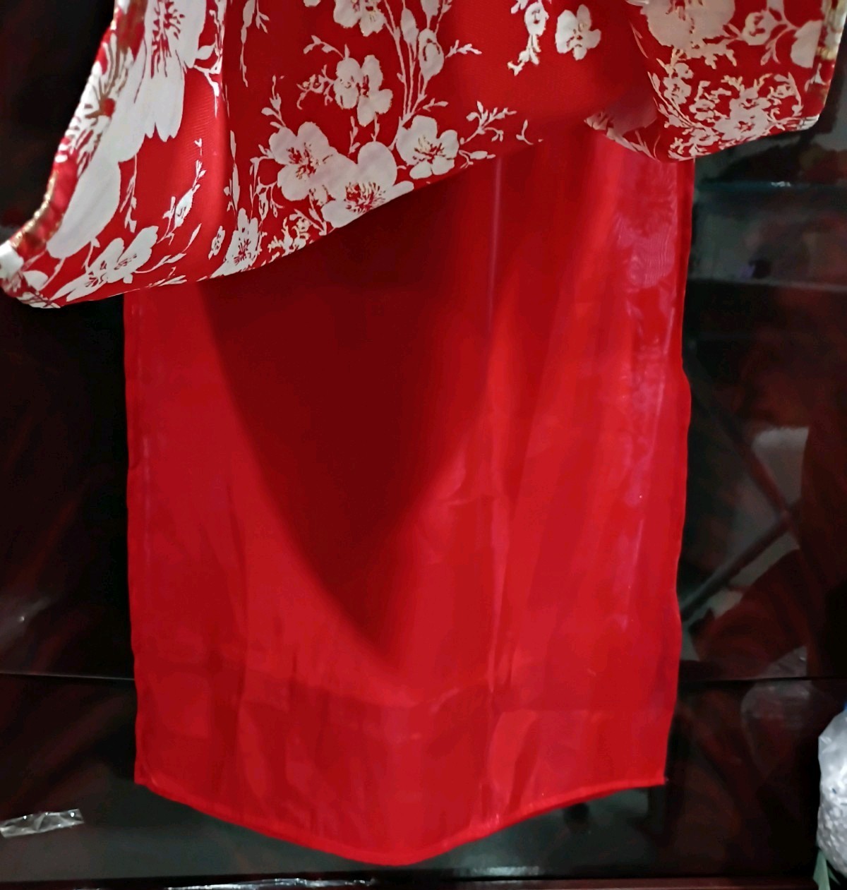 Vietnamese Áo dài Dress Ft Red Sheer Puffed Sleeves & A Floral Pattern Size S-M