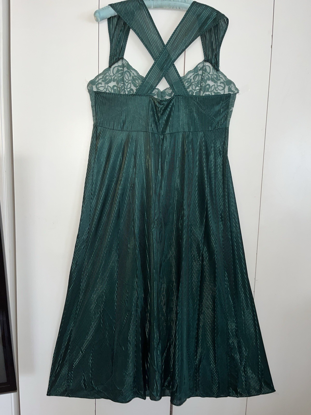 VTG Plus Size 2X Petra Fashions Emerald Green Nightgown CrissCross Back Illusion
