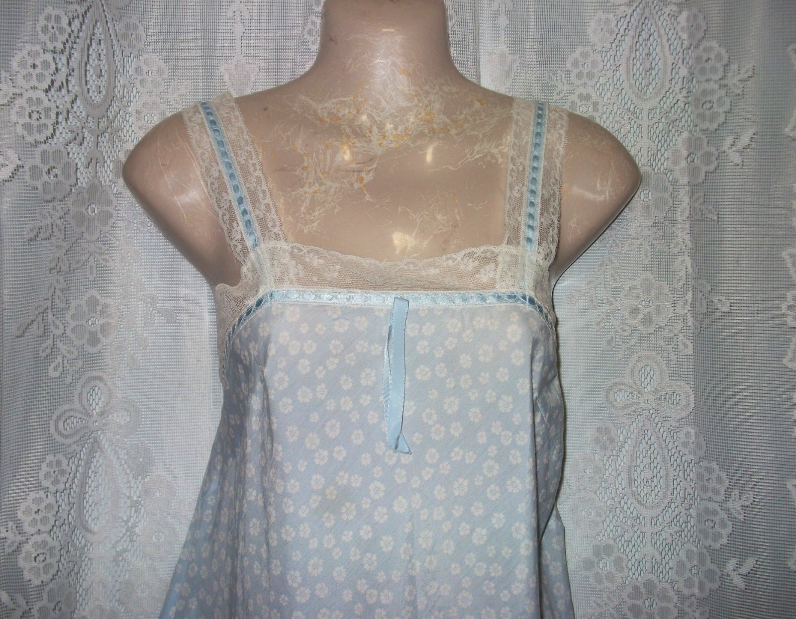 Sm. »Barbizon » Lt.weight soft cotton,blue/white,vintage babydoll nightgown,nighti