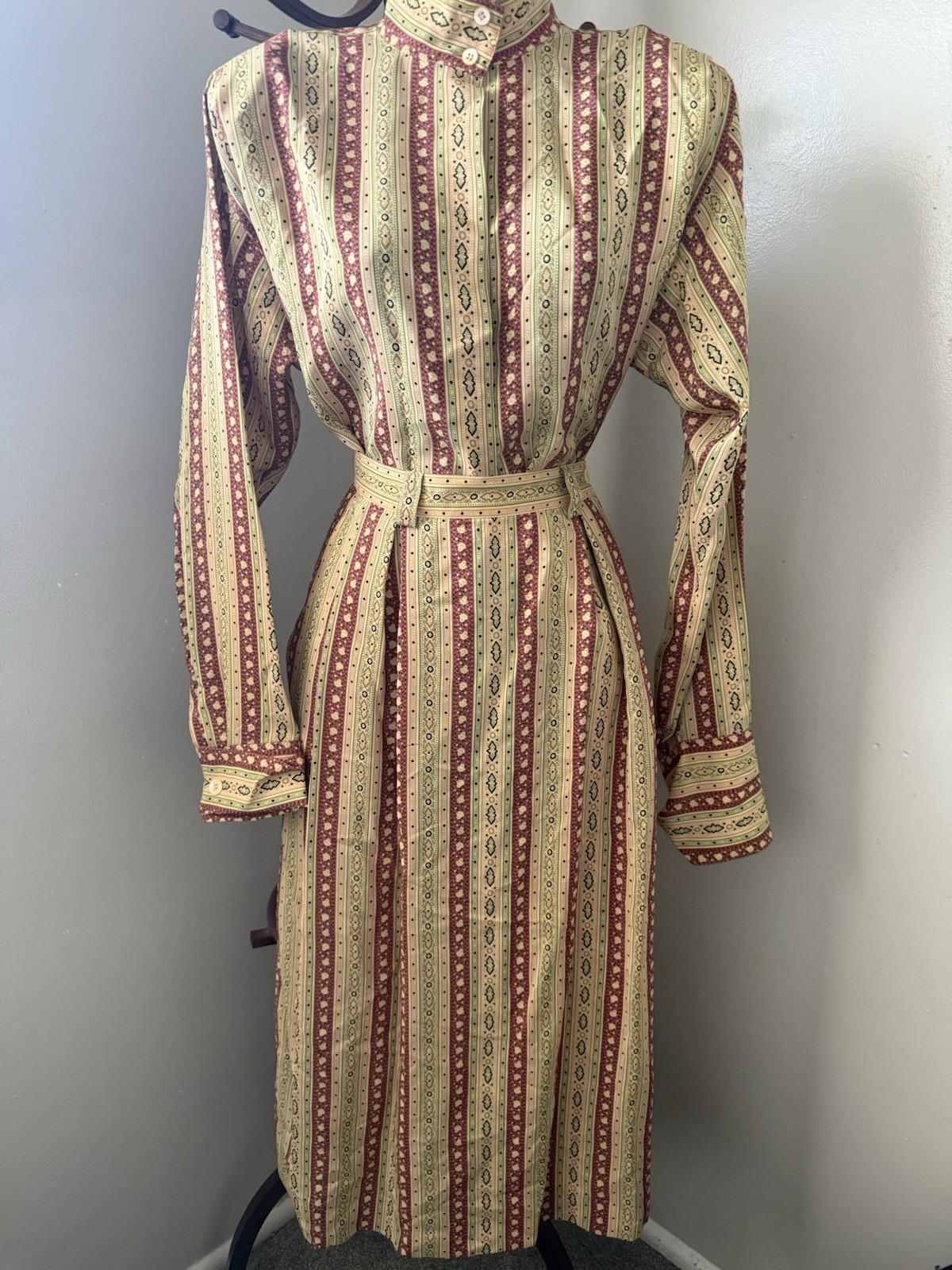Calvin Klein Vintage 70s/80s Geometric Silk Blouse and Skirt Set Size 8/10