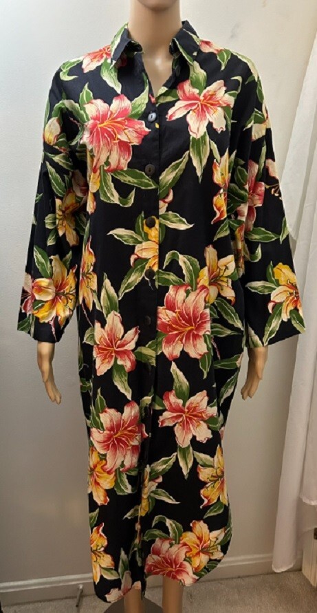 SUE WONG Vintage 80s EUC Women&rsquo;s 10 Black Floral Kimono Style Shirtdress Robe