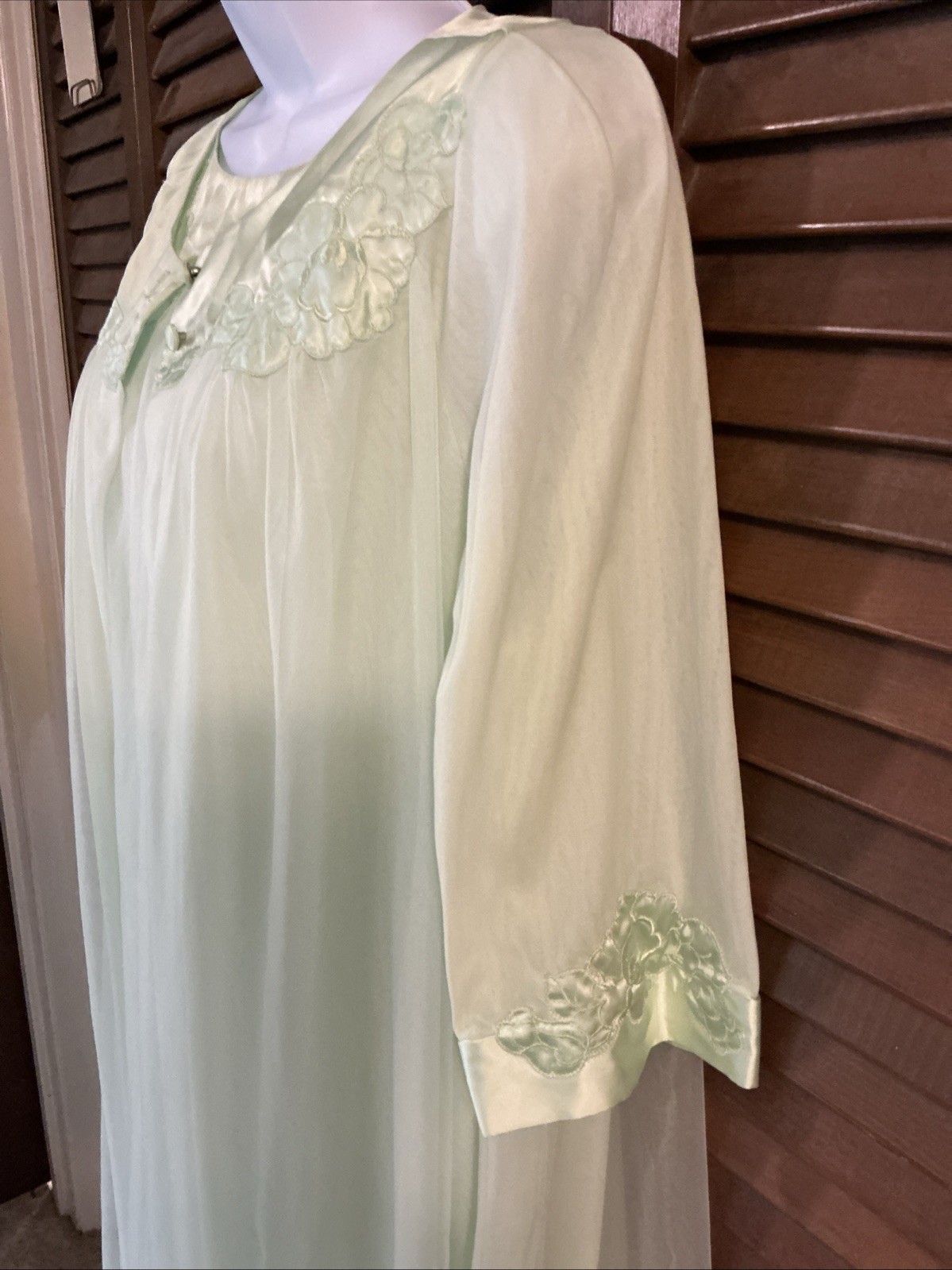 Gossard Artemis Large Mint Green Vintage Lace Robe & Nightgown Peignoir Set