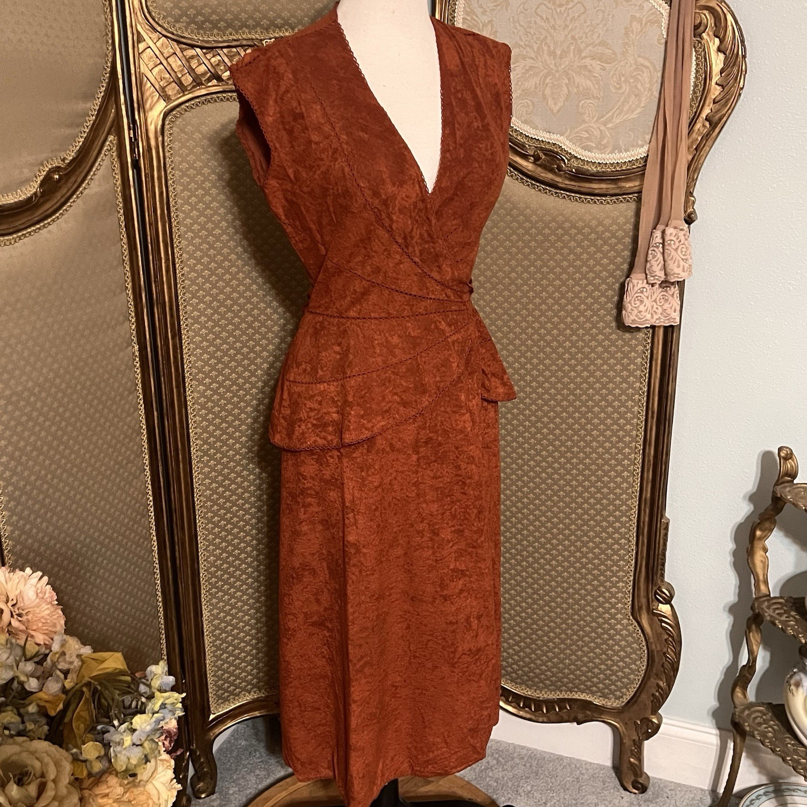 Vintage Young Edwardian by Arpeja. Sz S. Rust Crushed Velvet Wrap Dress. B113