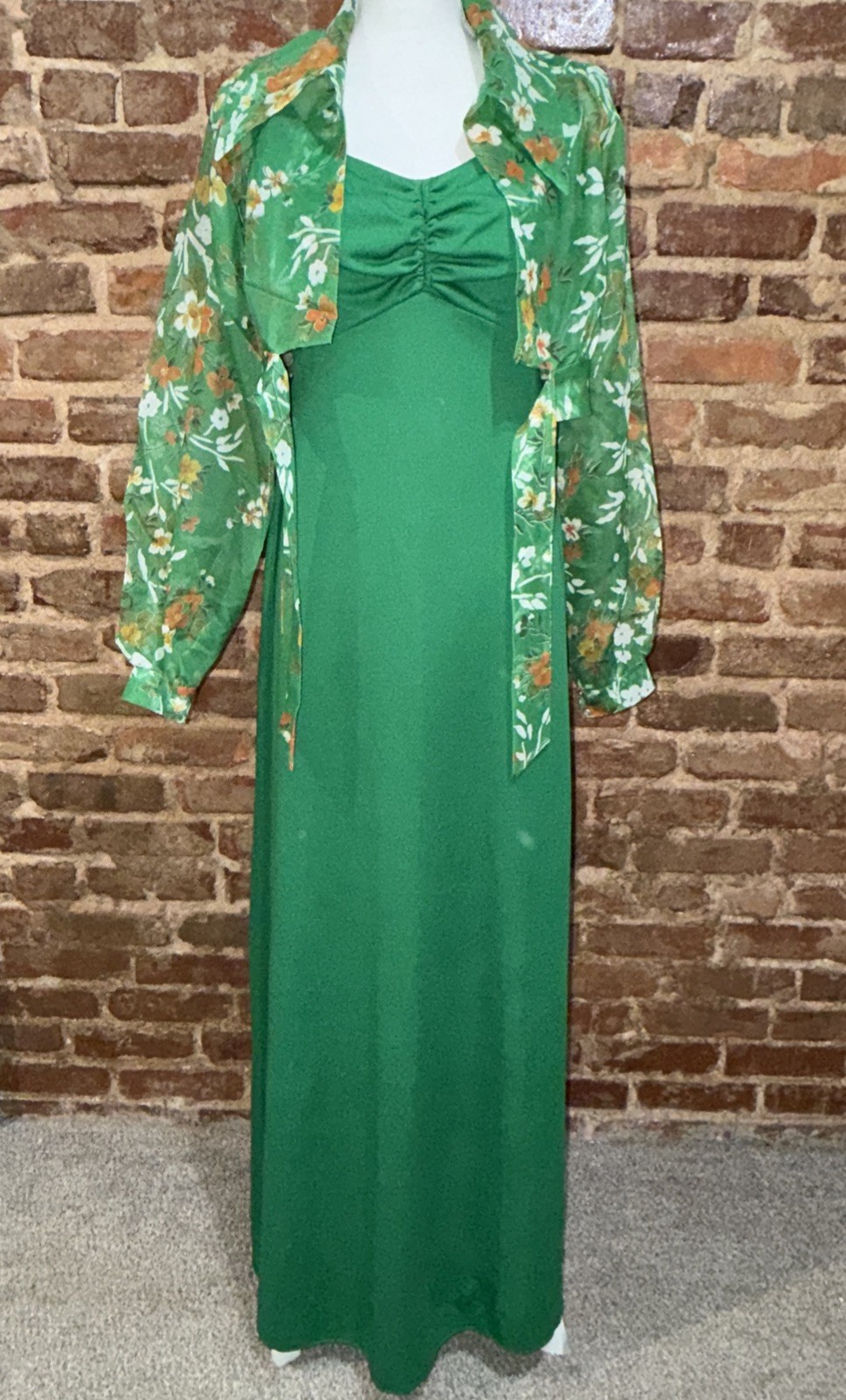 Vintage 1970s Emerald Green Hostess Maxi Gown Floral Sheer Bolero Jacket EUC