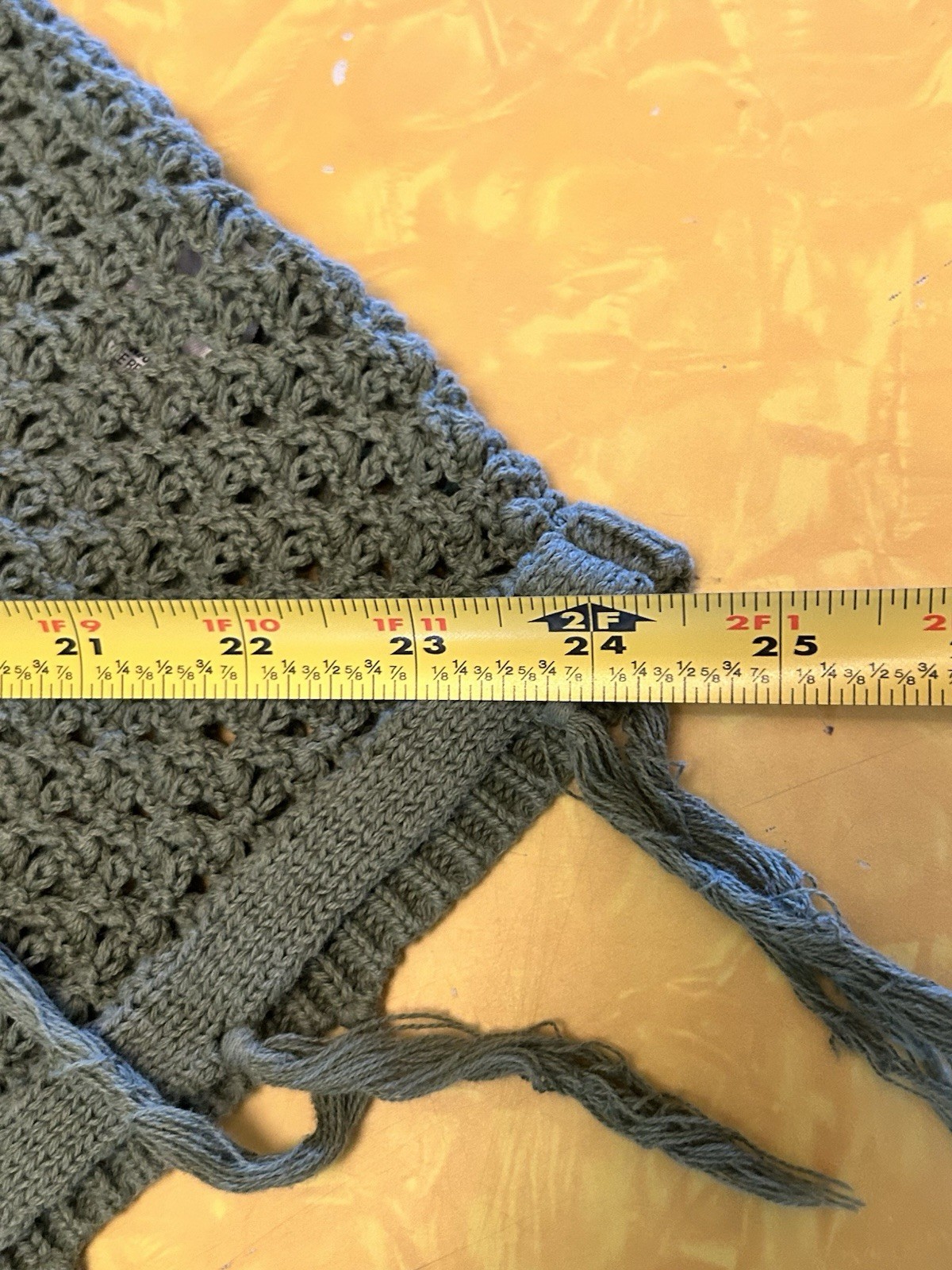 VTG Y2K Mudd Olive Green Crocheted Poncho Womens S/M Boho Festival