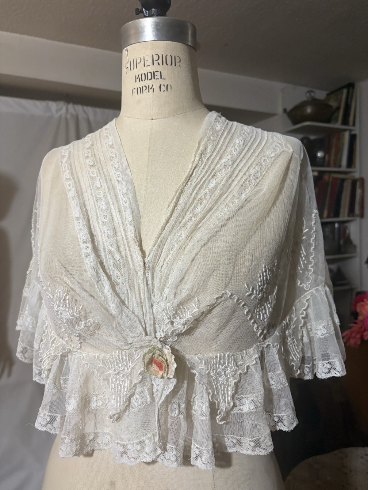 Antique Victorian Edwardian 1900s lace embroidery dress cape