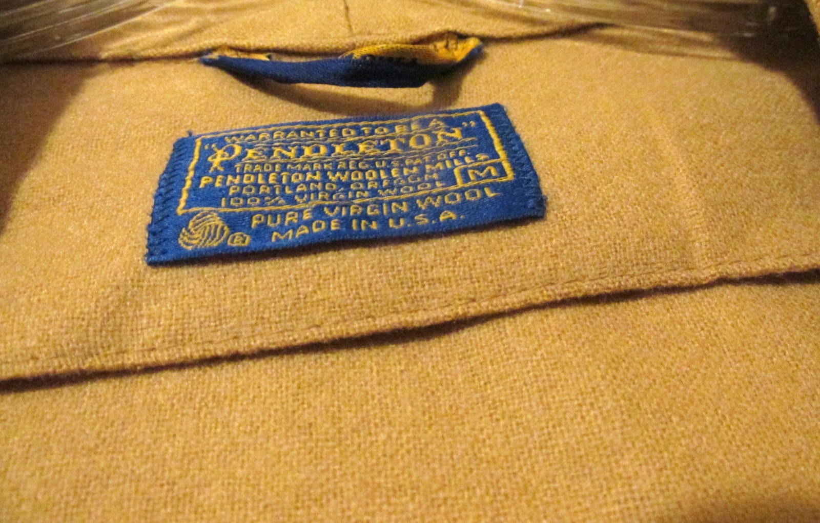 Vtg. M Wool Pendleton Women&rsquo;s Shawl Collar Robe Belt Camel Brown White Trim USA
