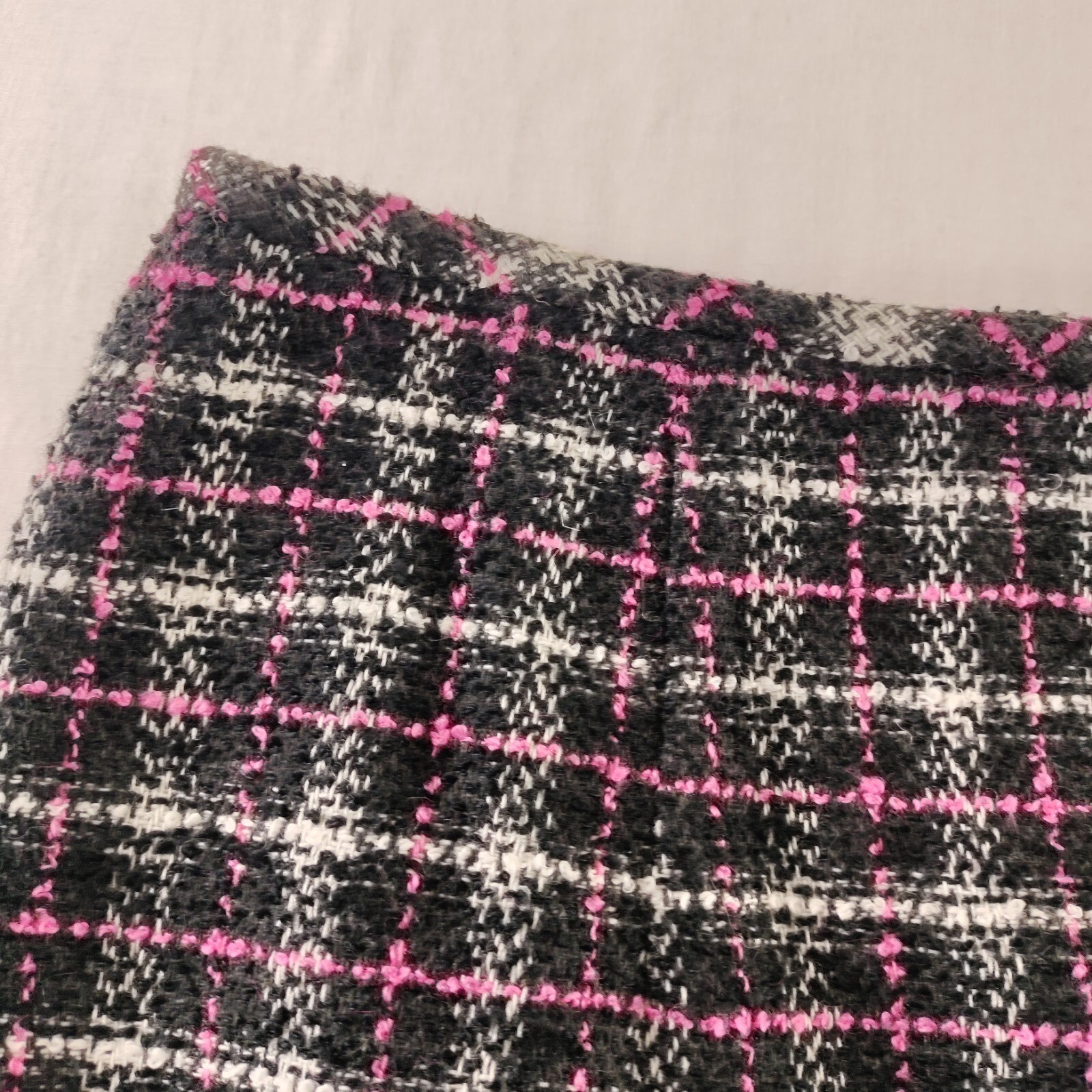 Ann Taylor Poly Wool Blend Skirt, Size 10 90s Pink Black White 28&Prime; Waist